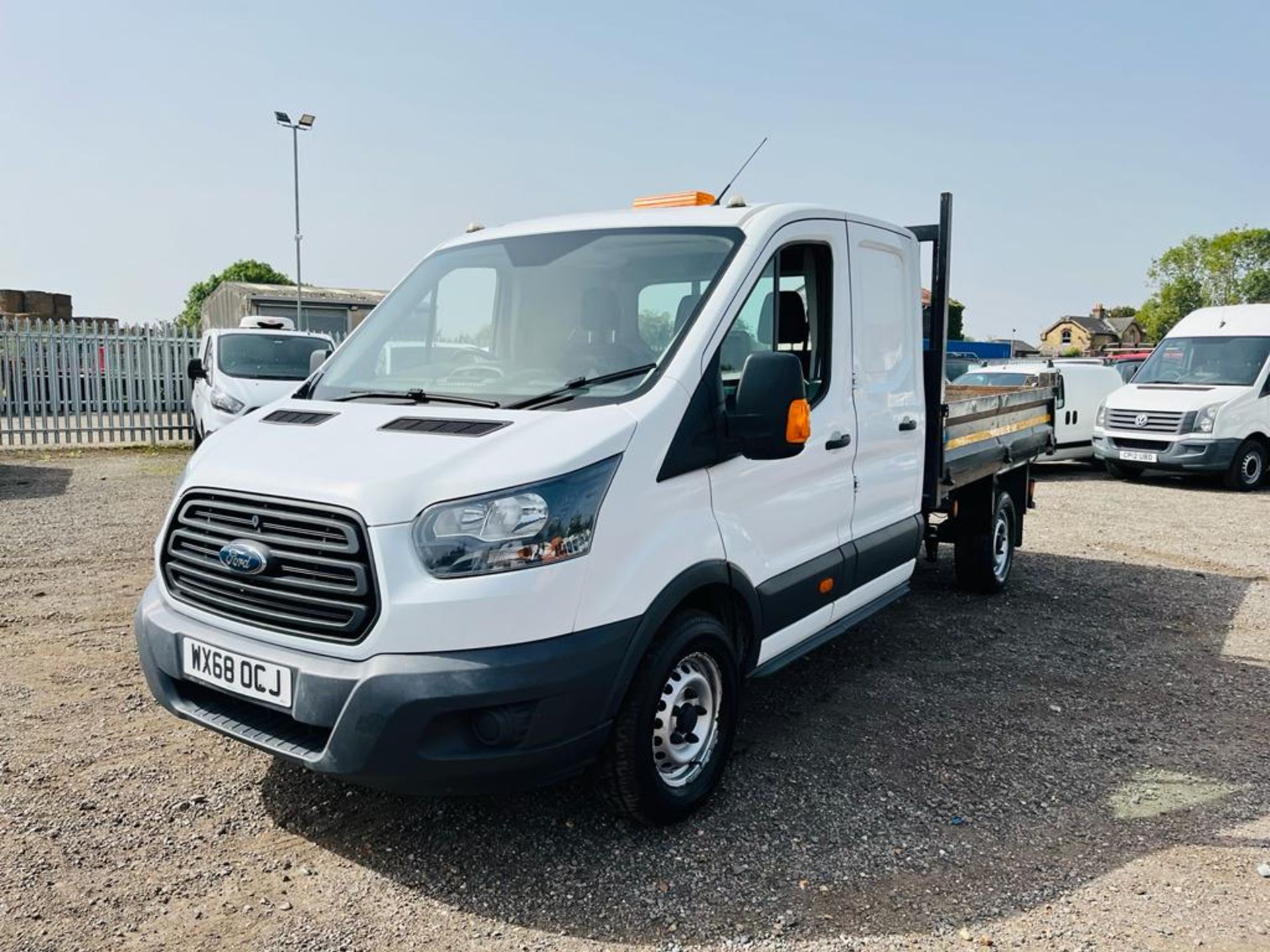 ** ON SALE **Ford Transit Chassis Cab 350 RWD 2.0 TDCI 130 2018 '68 Reg' - Tow Bar - Long Wheel Base - Image 5 of 35