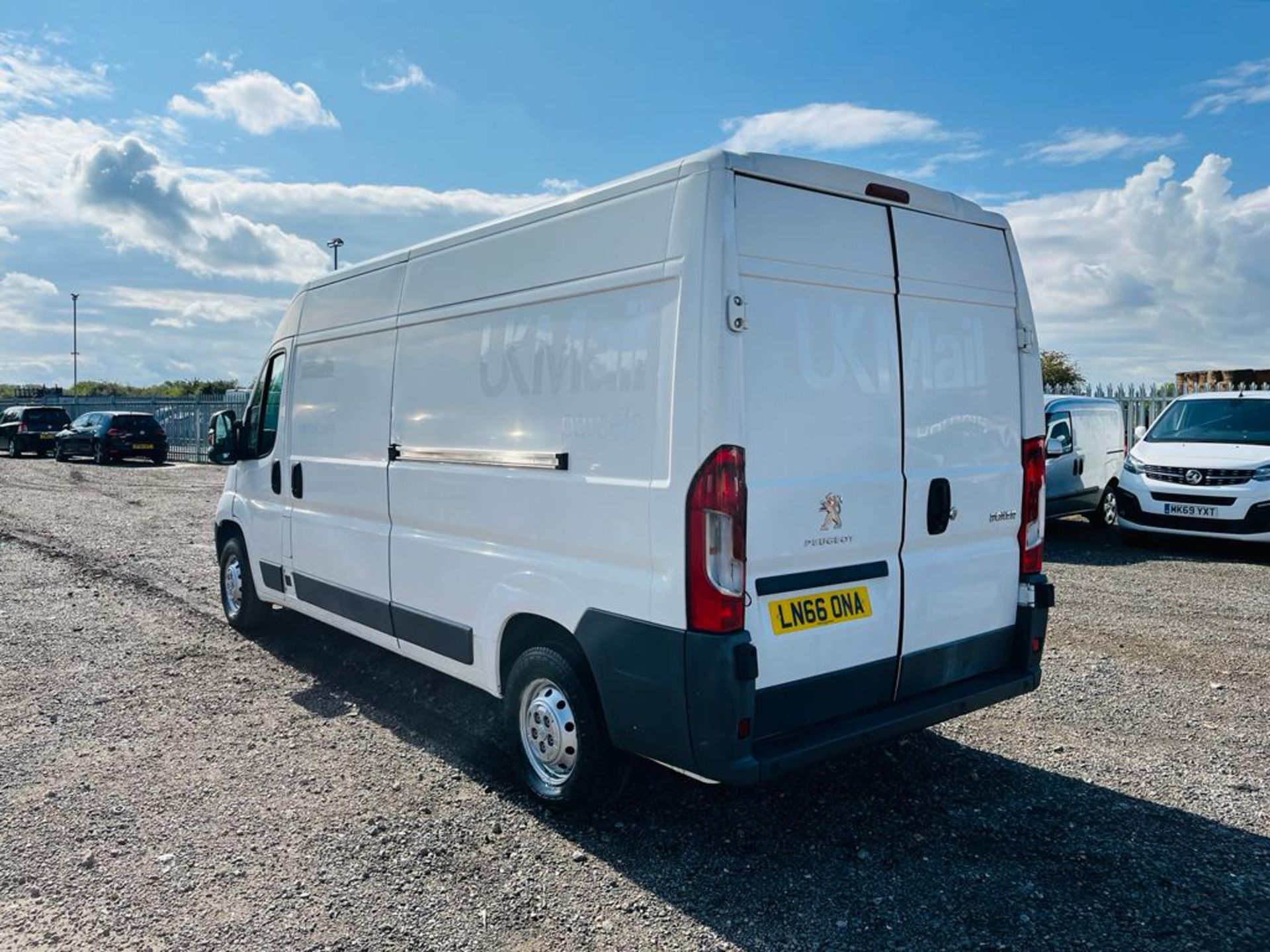 ** ON SALE ** Peugeot Boxer 335 2.0 BlueHDI 130 L3 H2 2016 '66 Reg' Panel van - Sat Nav - A/C - - Image 8 of 25