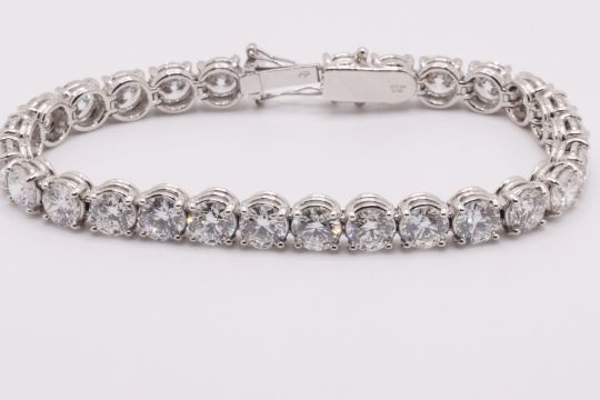 Round Brilliant Cut 22 Carat Diamond Tennis Bracelet D-E Colour VVS Clarity - 18Kt White Gold - IGI - Bild 18 aus 56