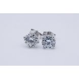 Round Brilliant Cut 3.11 Carat Diamond Earrings Set in 18kt White Gold - F Colour VVS Clarity - IGI