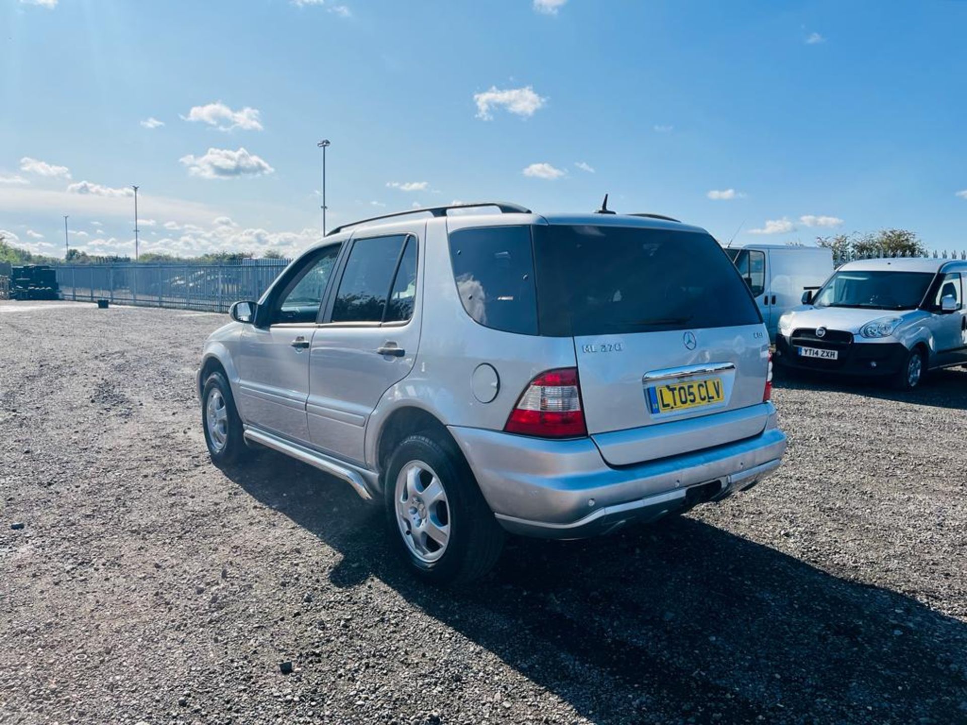 Mercedes Benz ML270 2.7 CDI TipTronic 2005 '05 Reg' A/C - Sat Nav - 7 Seats - No Vat - Image 5 of 31