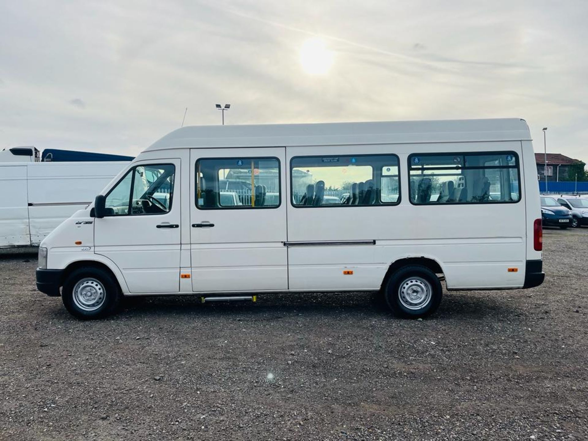 Volkswagen LT 2.5 TD 95 LWB MiniBus 2006 '56 Reg' 17 Seats - Only 134,683 Miles - Image 9 of 25