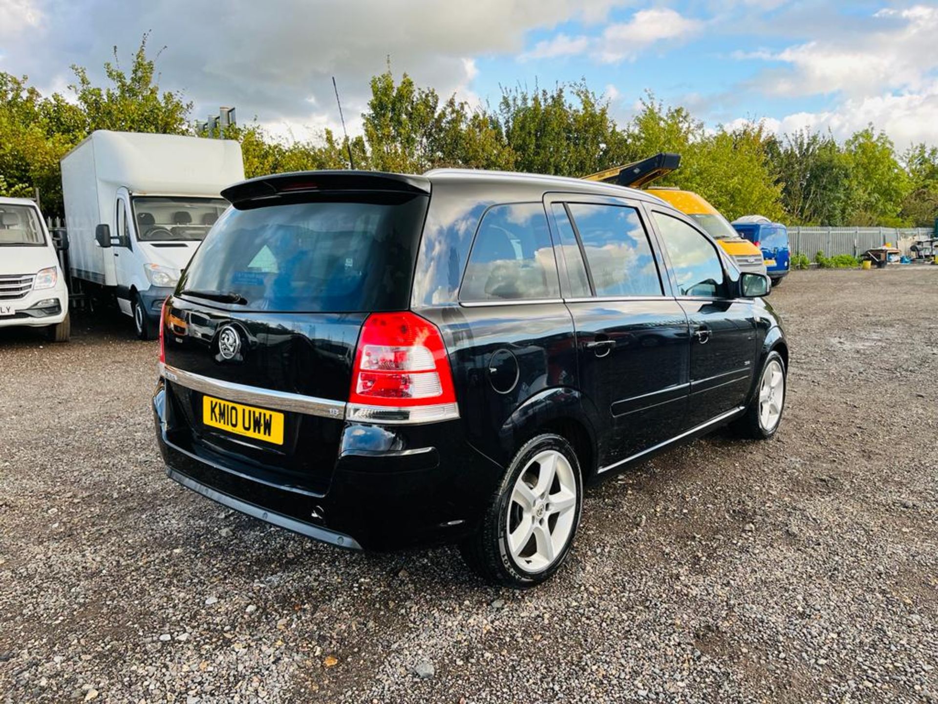 ** ON SALE ** Vauxhall Zafira SRI VVT 2010 "10 Reg" 1.8 - Air Conditioning - 7 Seats - No Vat - Image 8 of 29