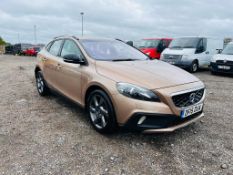 ** ON SALE ** Volvo V40 Lux Cross Country D2 115 1.6 2015 "15 Reg" - Start/stop - Air Conditioning