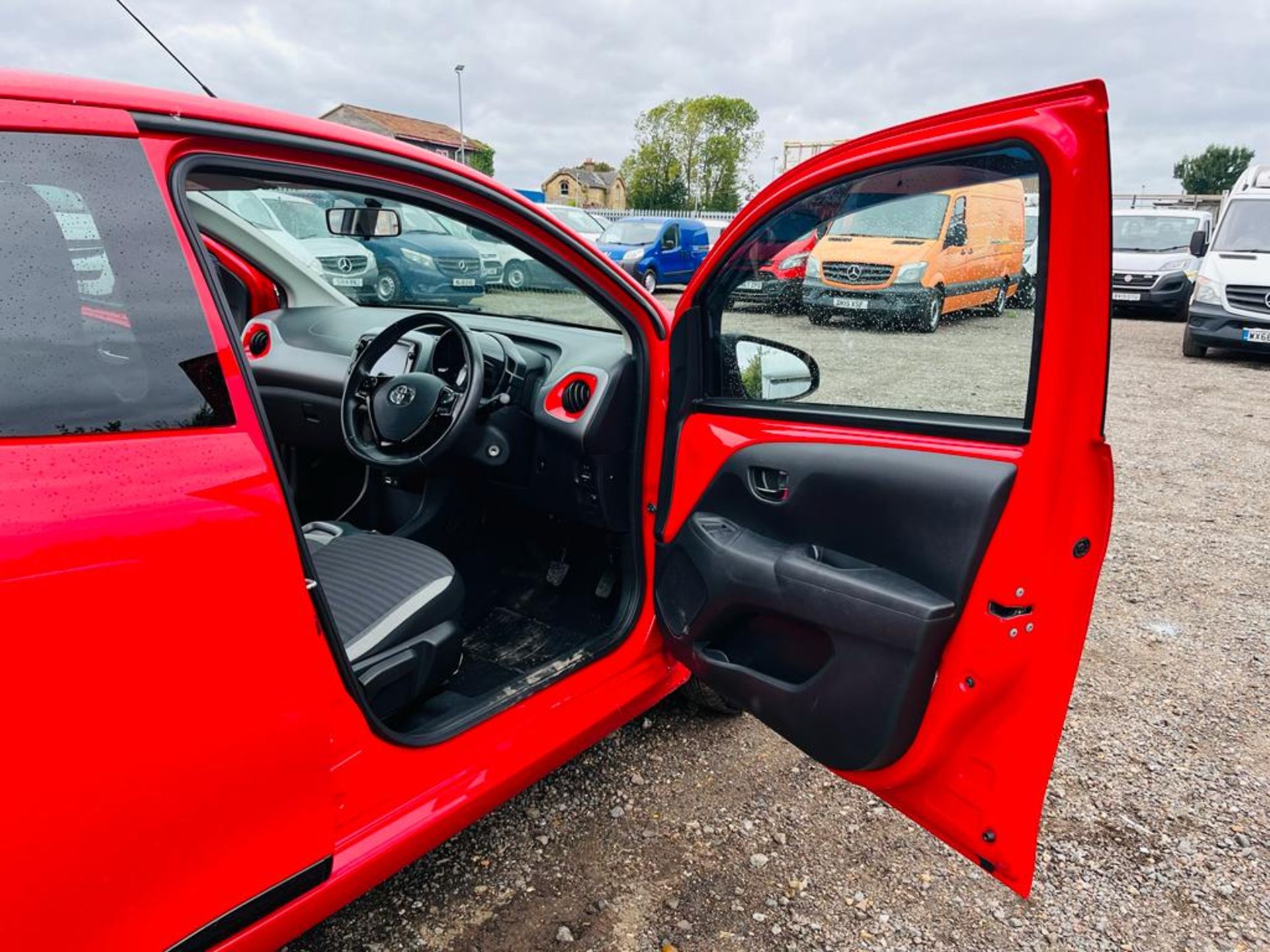 ** ON SALE ** Toyota Aygo X-Trend X-Shift 1.0 2019 "19 Reg" - Air Conditioning - Touch Screen - Image 11 of 26