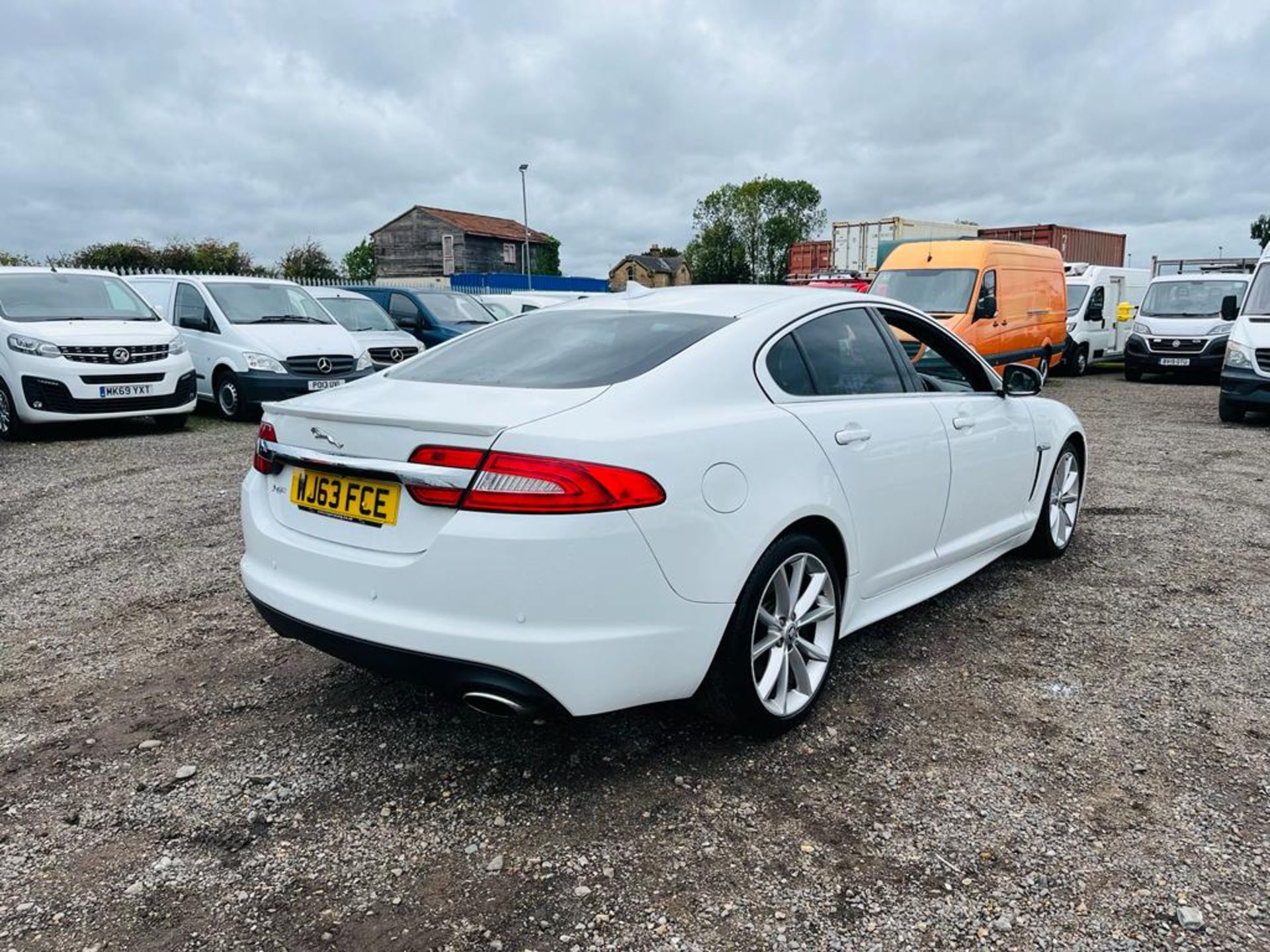 ** ON SALE ** Jaguar XF Sport D 200 2.2 2013 "63 Reg" - Air Conditioning - Touch Screen System - Image 9 of 30