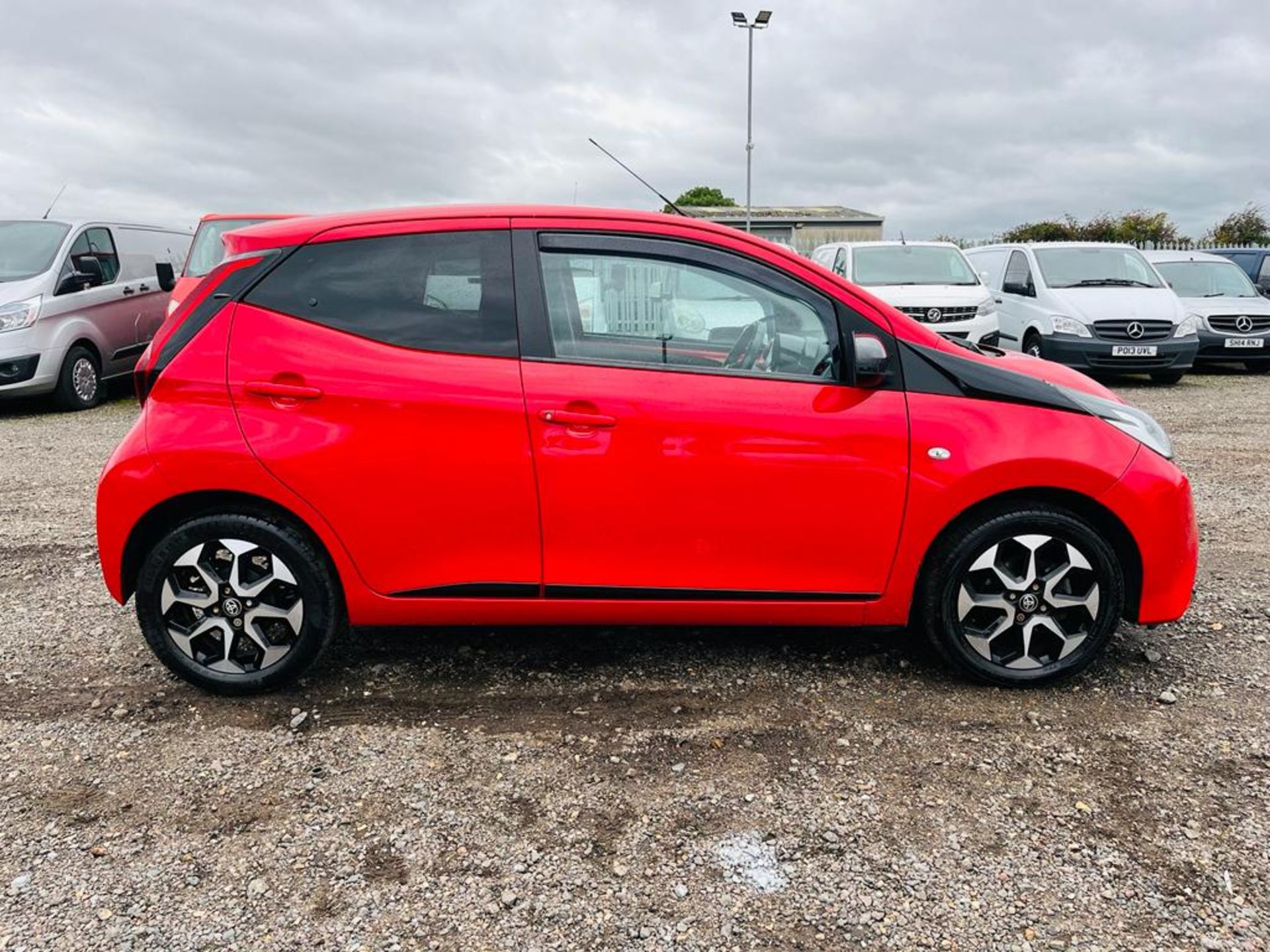 ** ON SALE ** Toyota Aygo X-Trend X-Shift 1.0 2019 "19 Reg" - Air Conditioning - Touch Screen - Image 10 of 26