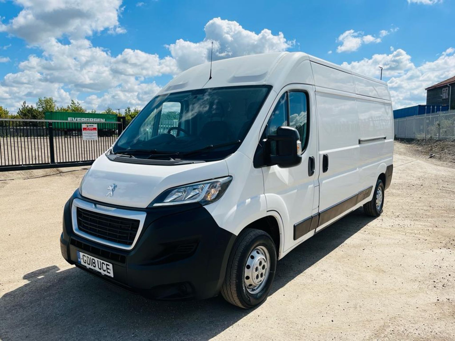 Peugeot Boxer 2.0 BlueHDI L3 H2 Professional 2018 '18 Reg' Sat Nav - A/C - Image 3 of 24