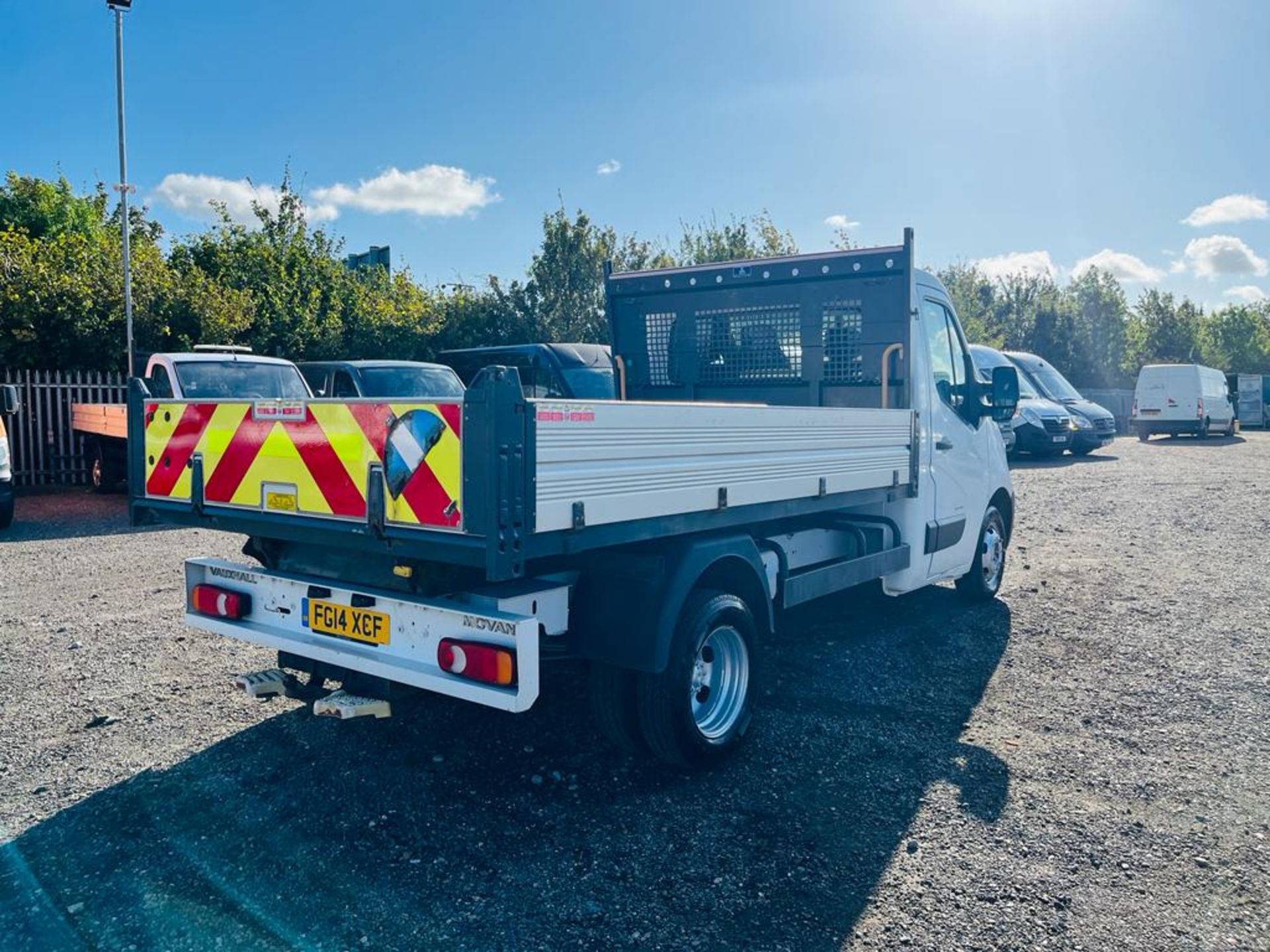 Vauxhall Movano R3500 2.3 CDTI 125 TRW RWD Tipper 2014 '14 Reg' Only 94,206 Miles - Image 12 of 30