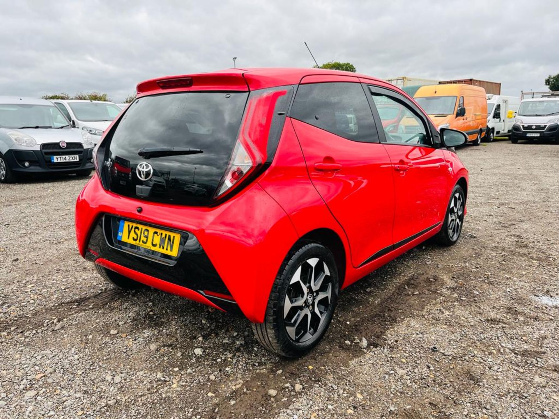 ** ON SALE ** Toyota Aygo X-Trend X-Shift 1.0 2019 "19 Reg" - Air Conditioning - Touch Screen - Image 9 of 26