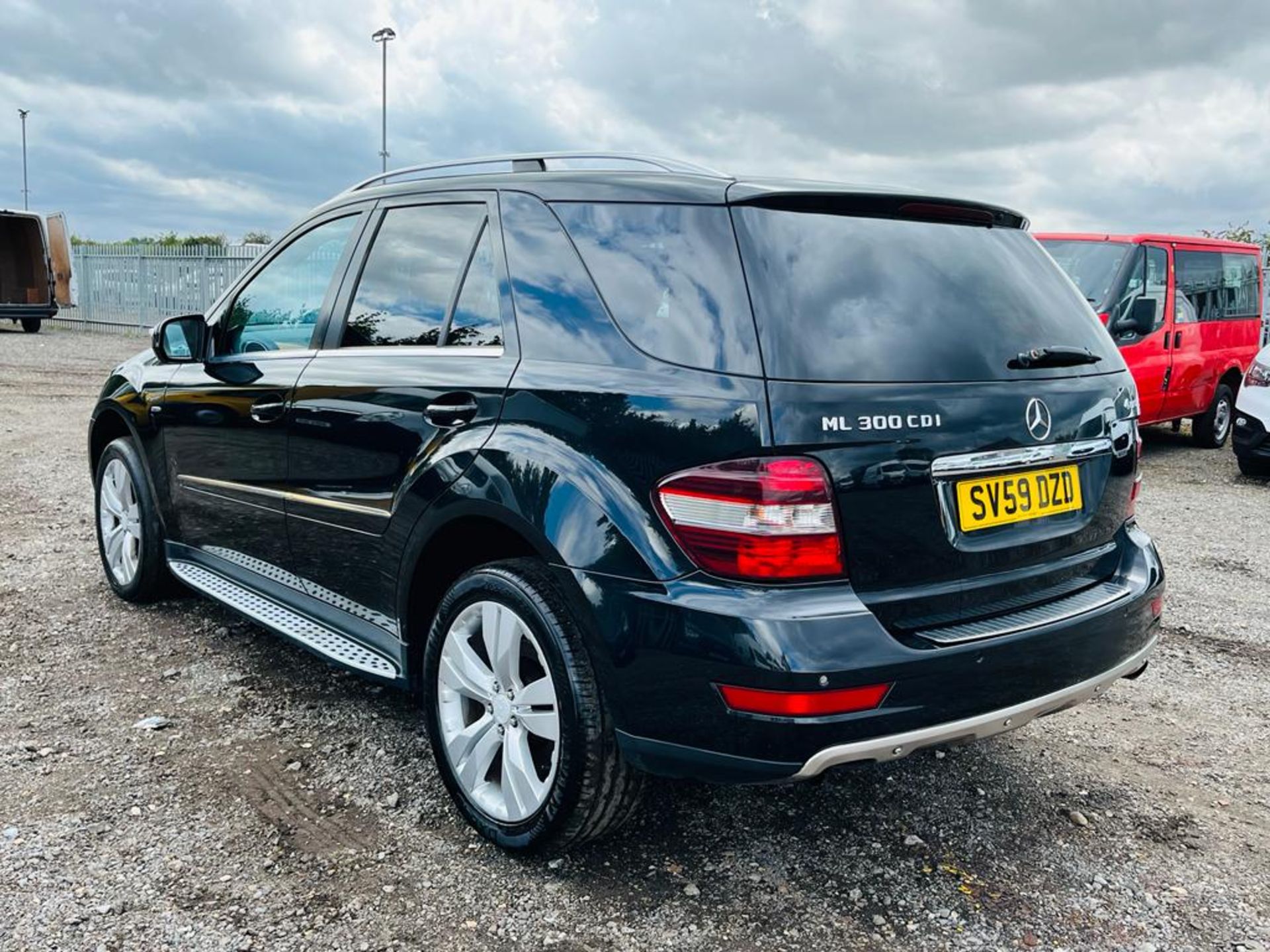 ** ON SALE ** Mercedes Benz ML300 3.0 CDI Sport Blue Efficiency Auto Tip-Tronic 2009 '59 Reg' - Image 5 of 24