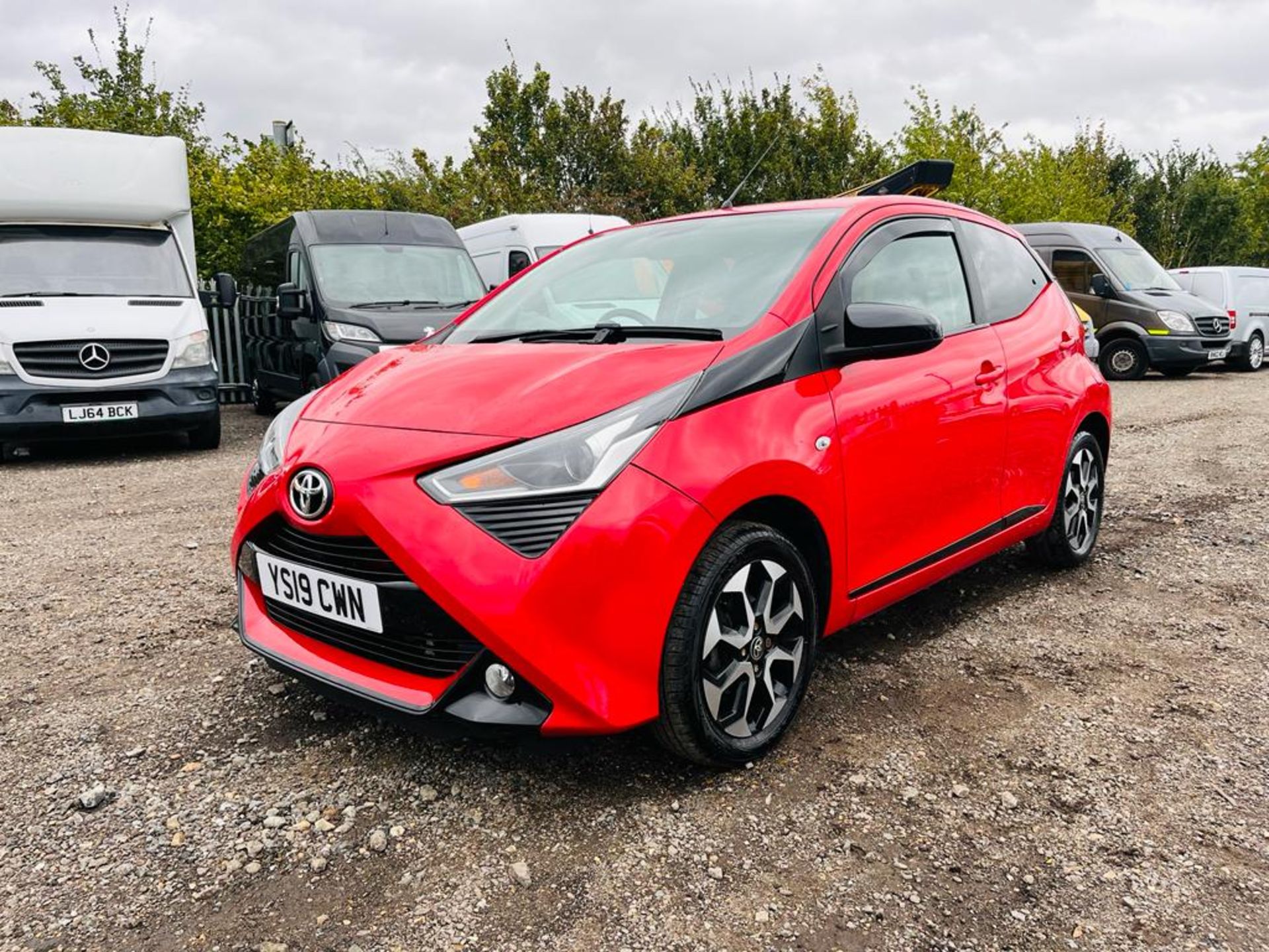 ** ON SALE ** Toyota Aygo X-Trend X-Shift 1.0 2019 "19 Reg" - Air Conditioning - Touch Screen - Image 3 of 26