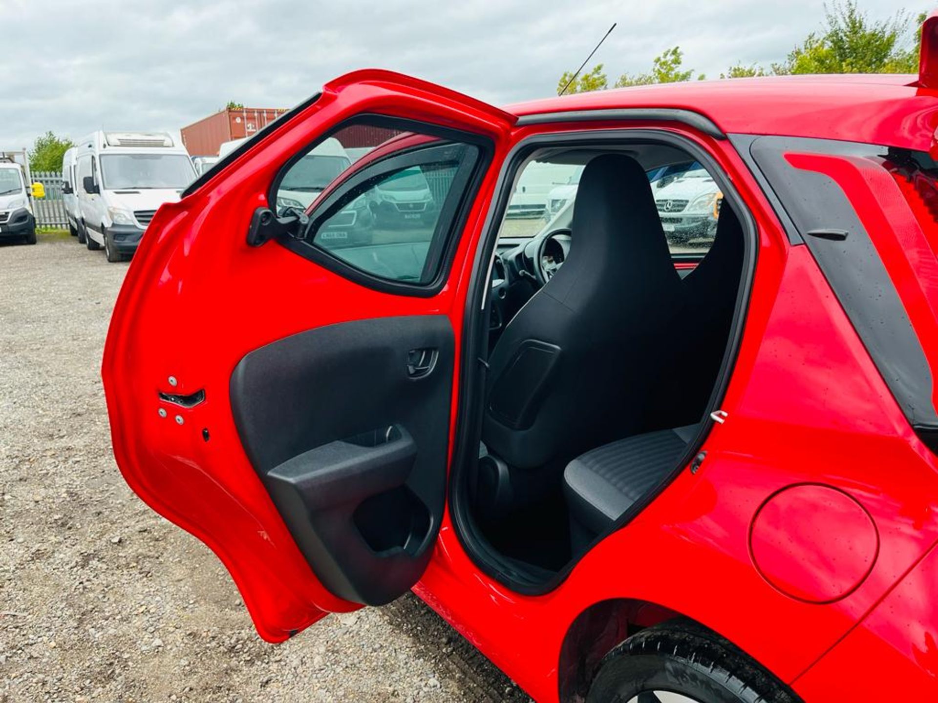 ** ON SALE ** Toyota Aygo X-Trend X-Shift 1.0 2019 "19 Reg" - Air Conditioning - Touch Screen - Image 23 of 26