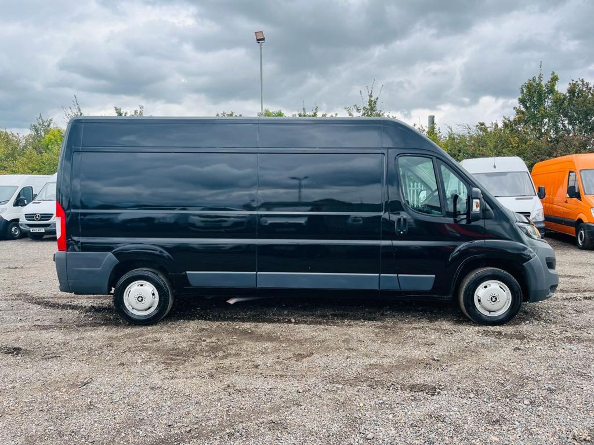 ** ON SALE ** Peugeot Boxer 2.2 HDI Professional L3 H2 2016 '65 Reg' - Sat Nav - A/C - Panel Van - Image 14 of 27