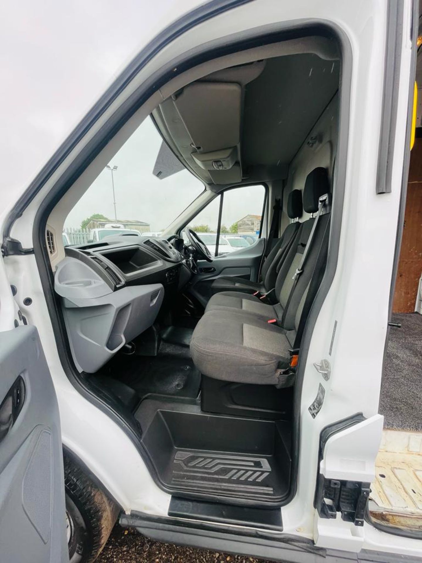 ** ON SALE ** Ford Transit 2.2 TDCI 125 RWD L3 H3 2016 '66 Reg' ULEZ Compliant - - Image 23 of 27