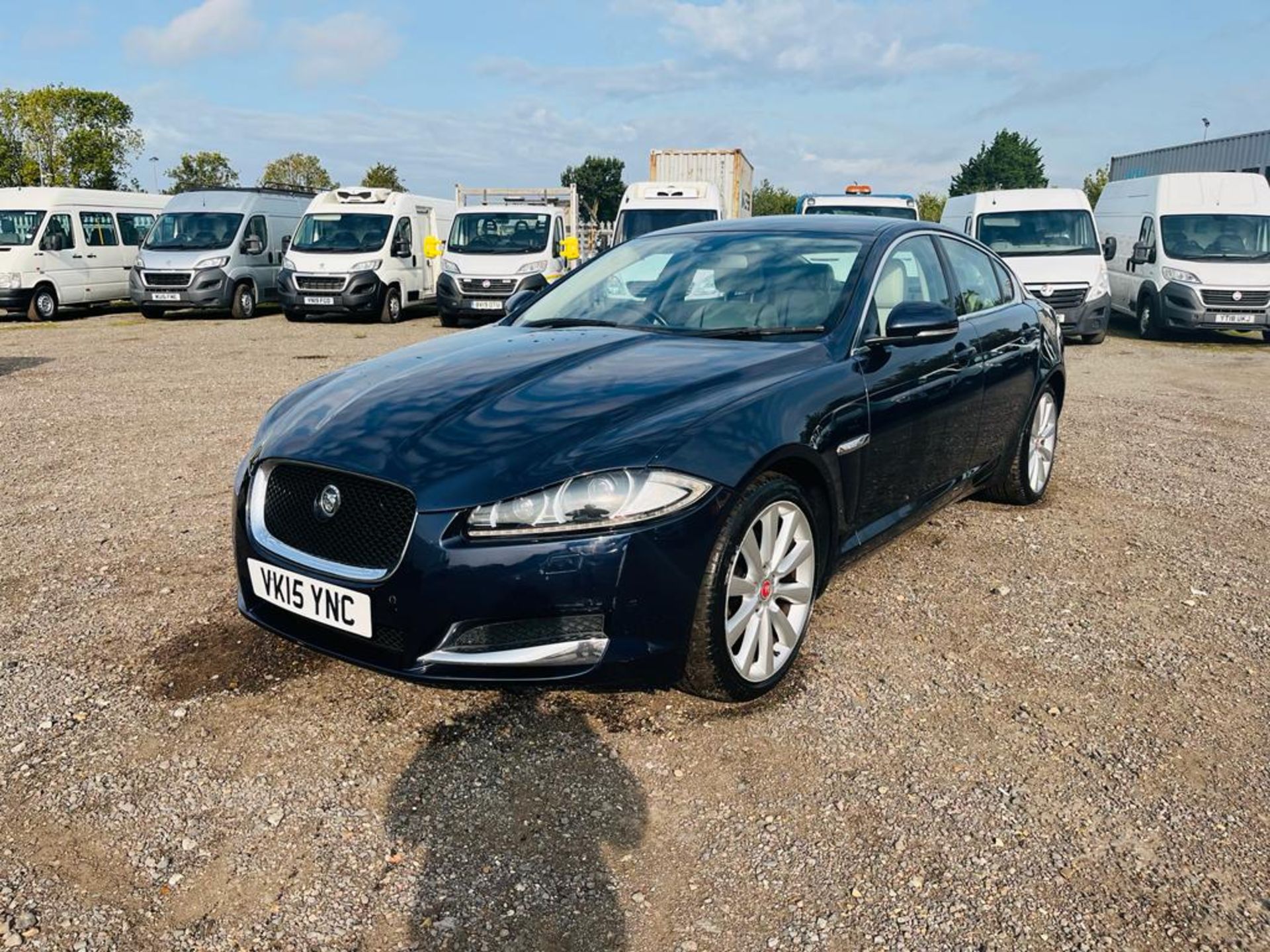 ** ON SALE ** Jaguar XF 2.2 D 200 Portfolio Saloon 2015 '15 Reg' - A/C - Sat Nav - Parking Sensors - Image 17 of 30