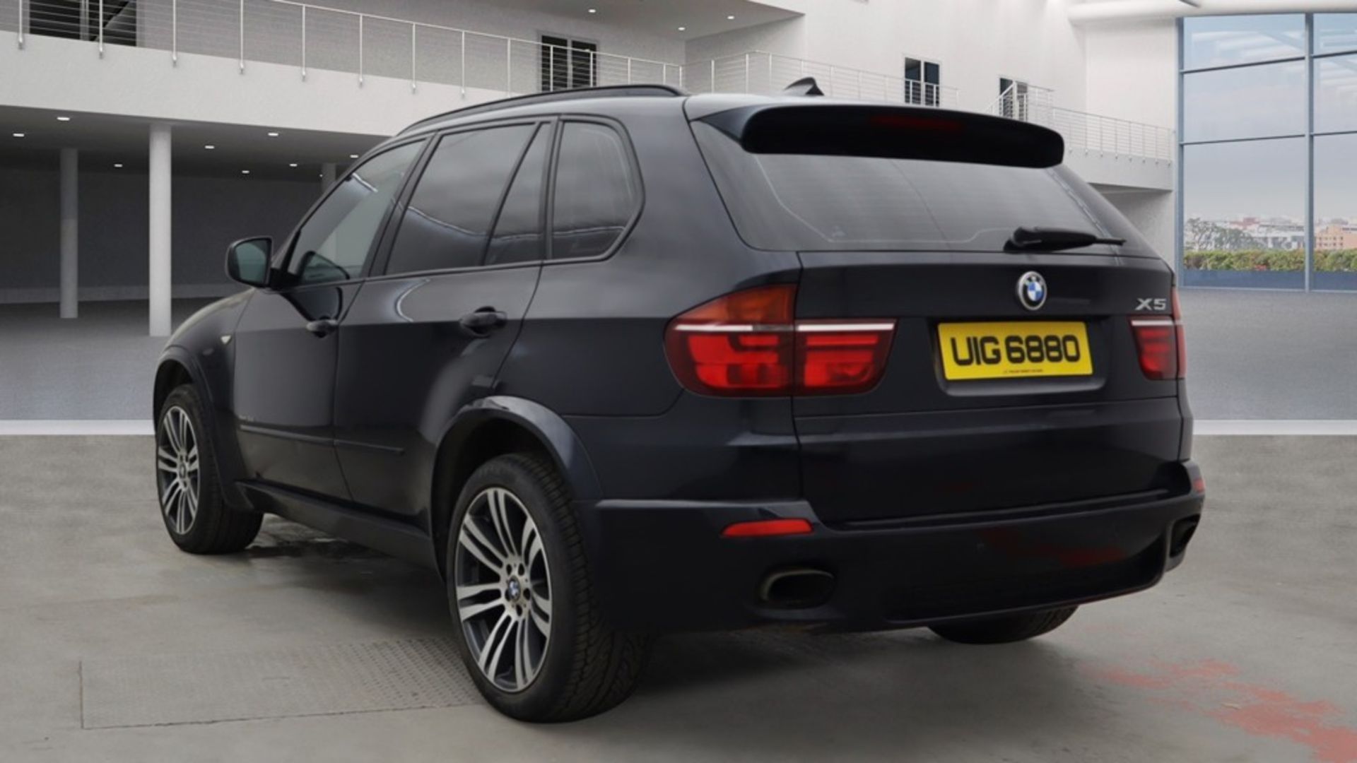 ** ON SALE ** BMW X5 3.0 XDRIVE 30D M Sport StationWagon - 2013 '13 Reg' - Parking Sensors - A/C - Image 3 of 9