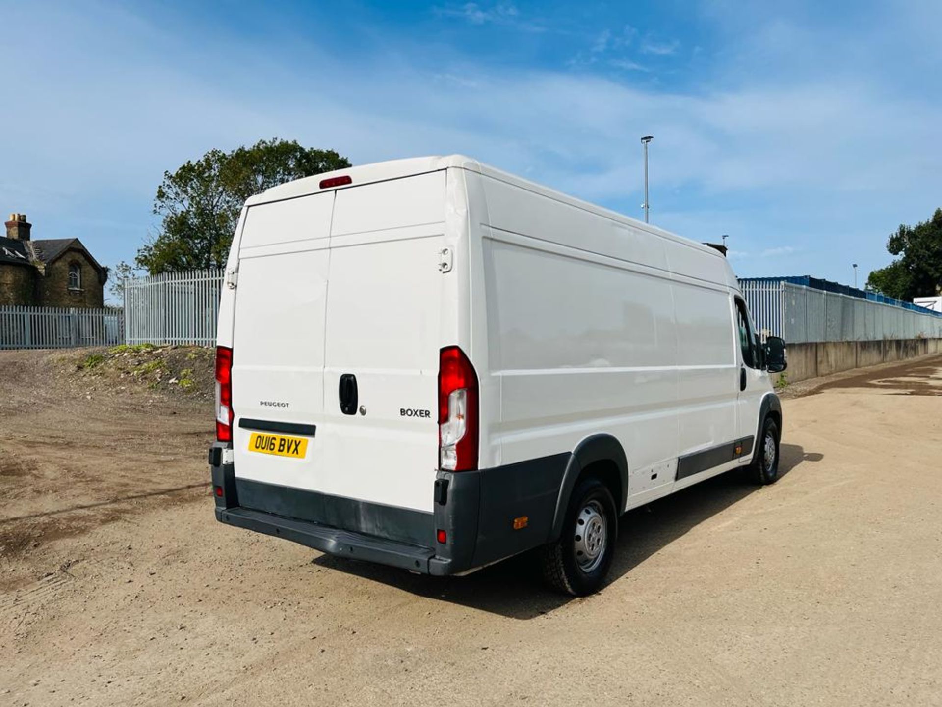 Peugeot Boxer 435 2.2 HDI L4 Professional 2016 '16 Reg' - Extra Long Wheel Base - - Image 6 of 21