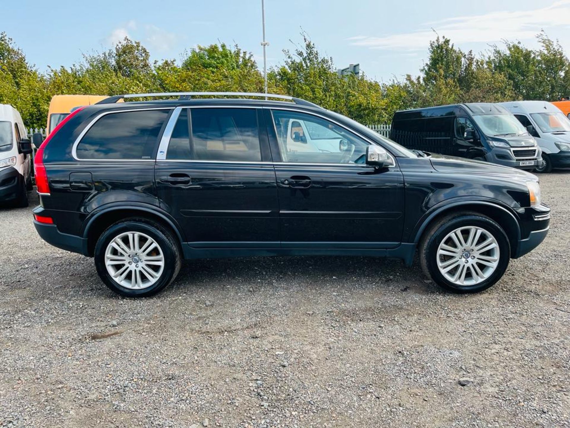 ** ON SALE ** Volvo XC90 2.4 D5 185 Executive G/T Estate 2009 '59 plate' - Climate Control - No Vat - Image 4 of 30