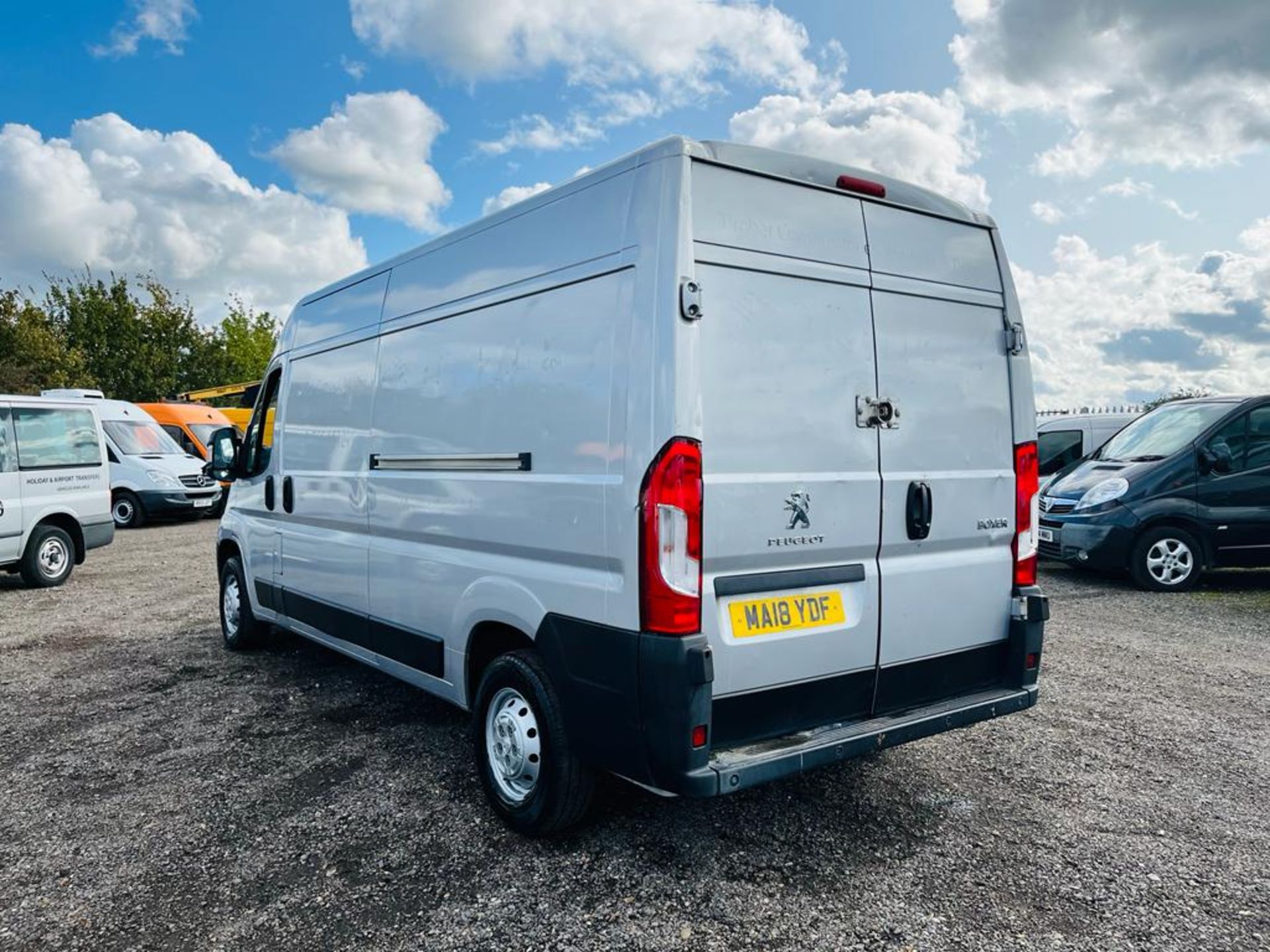 ** ON SALE ** Peugeot Boxer 2.0 BlueHDI 130 L3 H2 Professional 2018 '18 Reg' - Sat Nav - A/C - Image 8 of 27