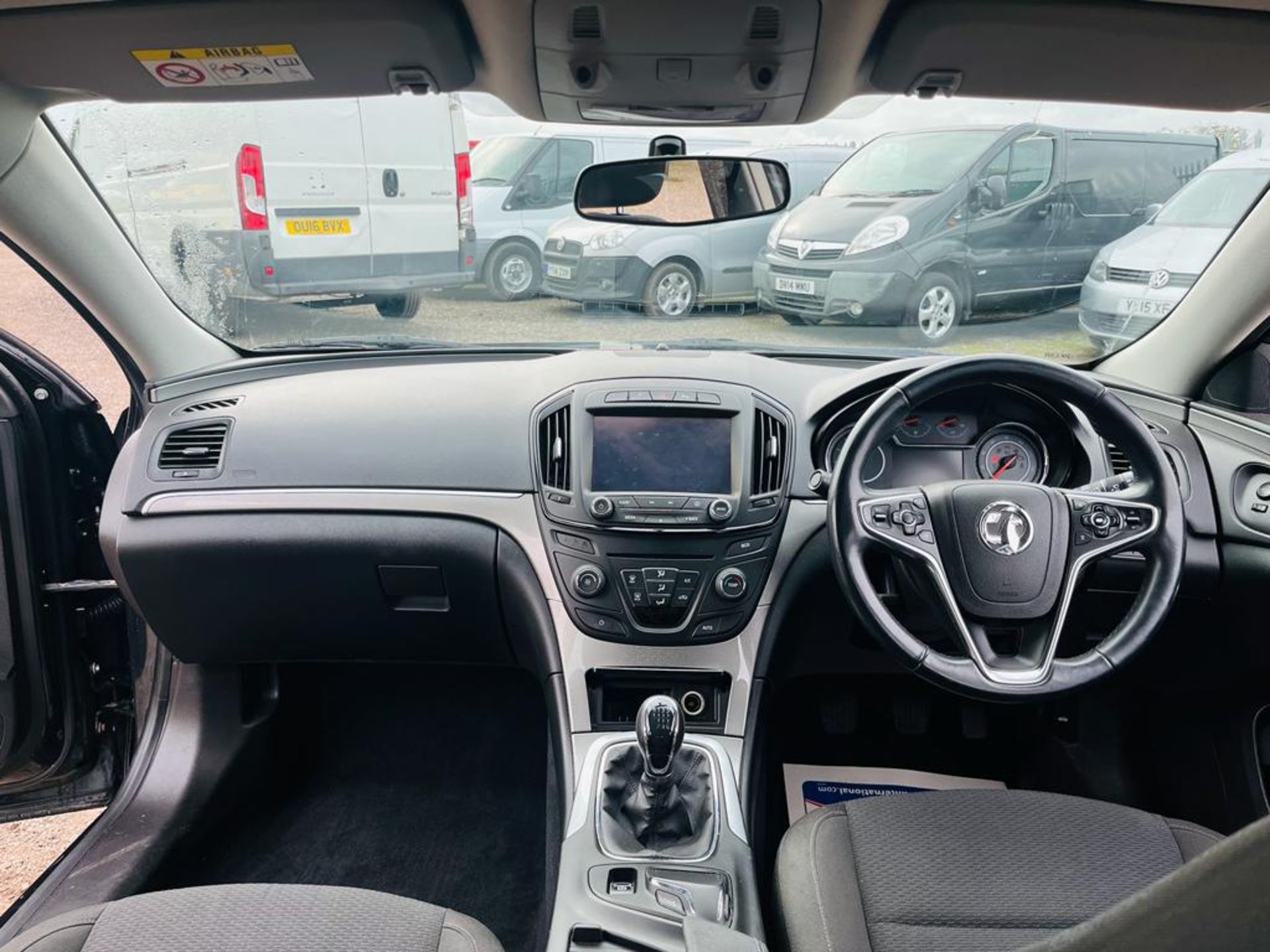 ** ON SALE ** Vauxhall Insignia 2.0 CDTI E/F 140 Design Hatchback 2015 '64 Reg' - SatNav - Image 15 of 27