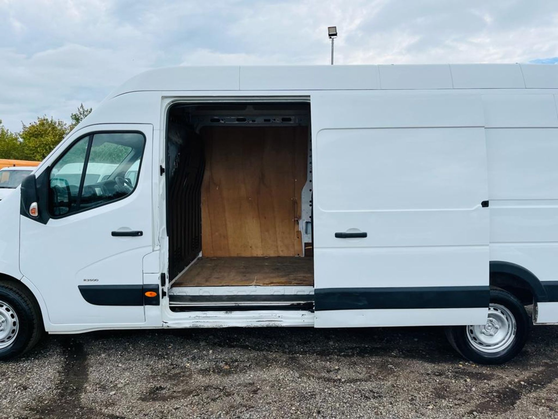 ** ON SALE **Vauxhall Movano 35 RWD 2.3 CDTI BiTurbo H3 L4 Van 2019 '19 Reg' - Extra Long Wheel Base - Image 6 of 27