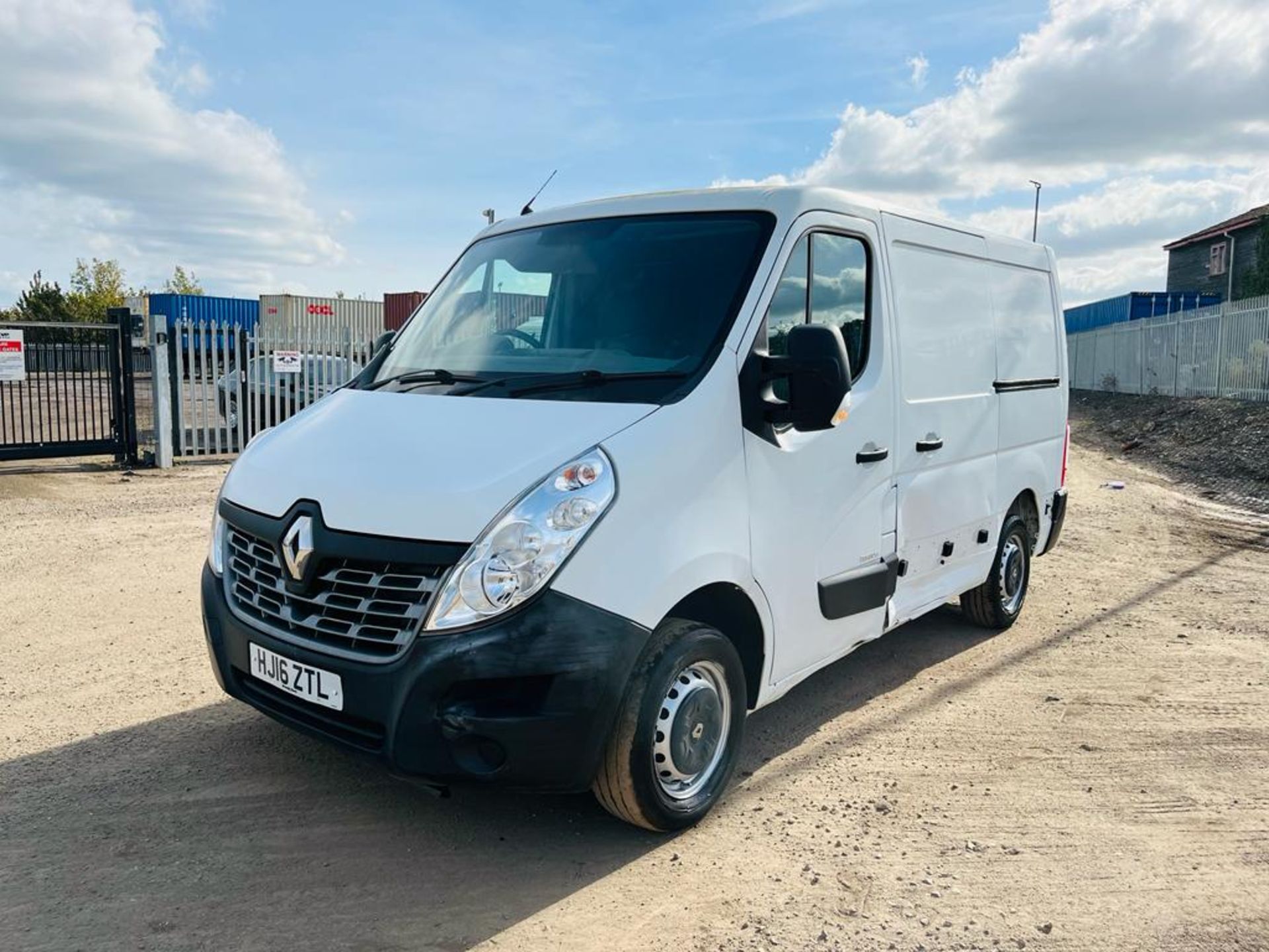 ** ON SALE ** Renault Master 3.3T FWD 2.3 SL DCI 110 Business PanelVan 2016 '16 Reg' - - Image 3 of 27