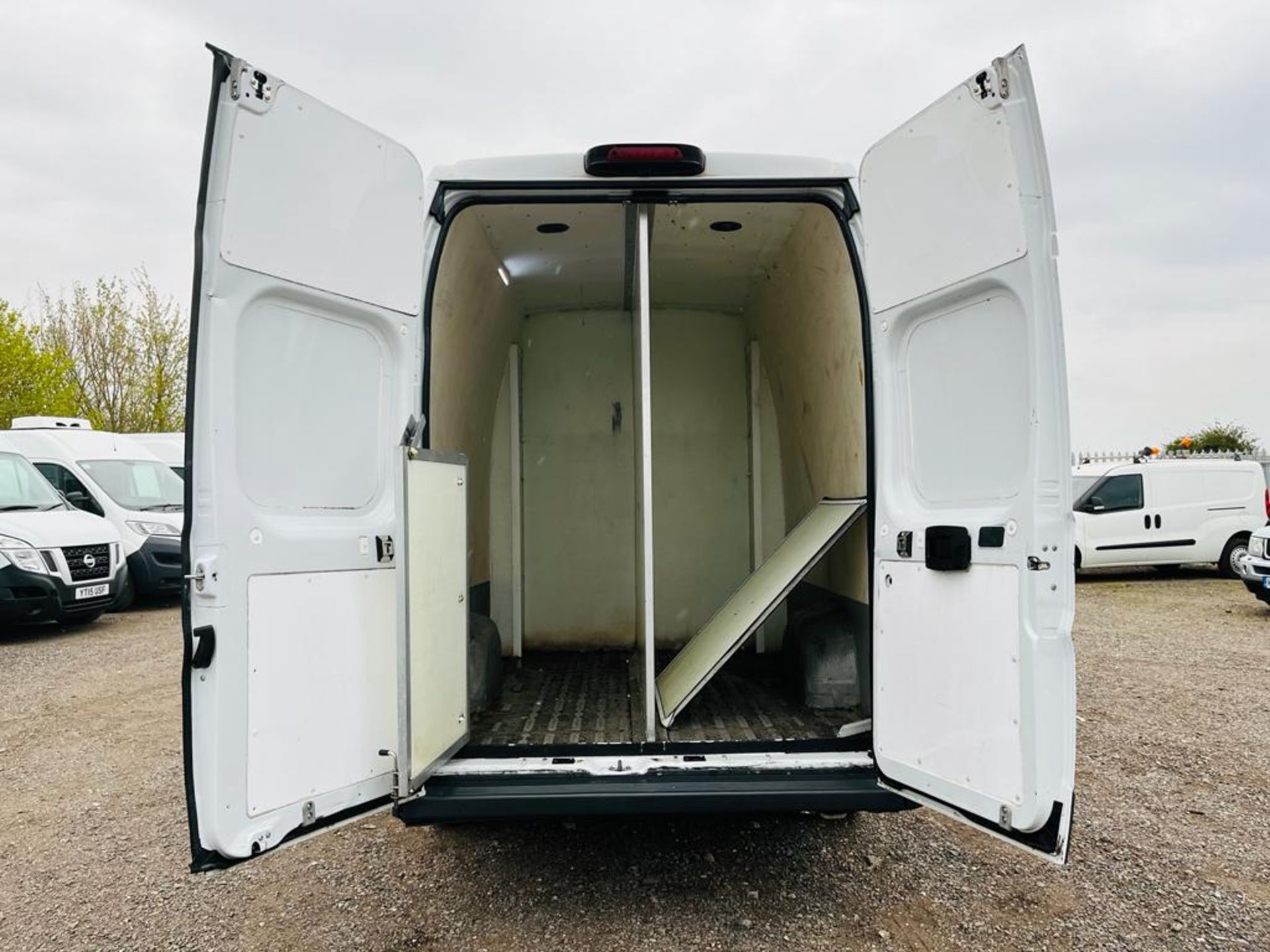 **ON SALE** Fiat Ducato Maxi Multijet 2.3 LWB L4 H3 XL X-H/R 2018 '18 Reg' -- A/C - ULEZ Compliant - Image 7 of 24