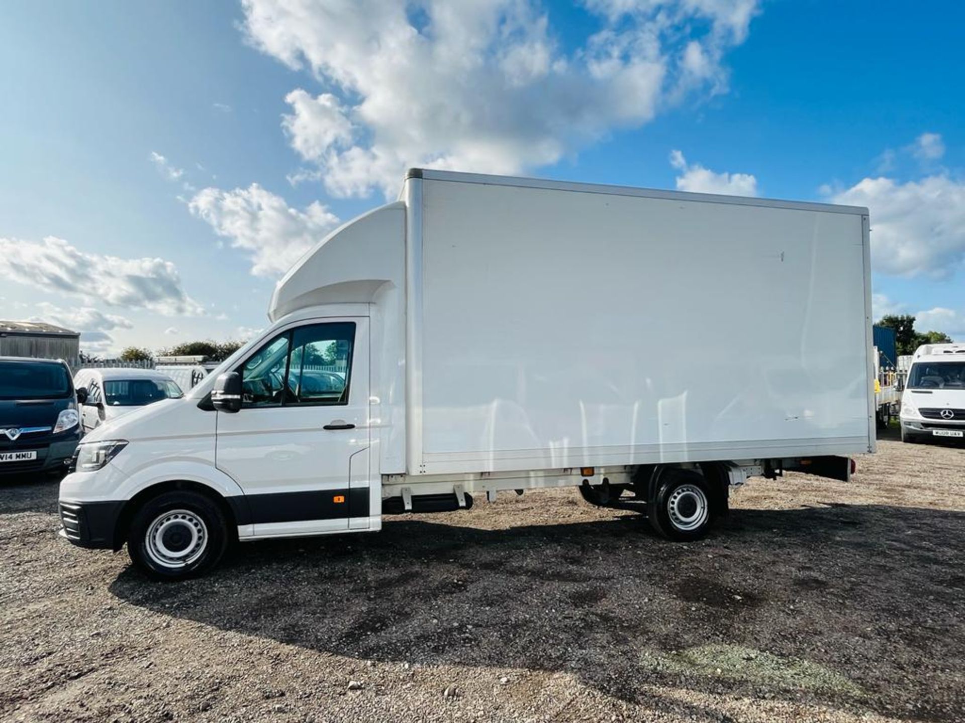 ** ON SALE ** Volkswagen Crafter 35 FWD 2.0 TDI 140 LWB Luton Box 2018(68 Reg)- ULEZ Compliant - Image 12 of 24