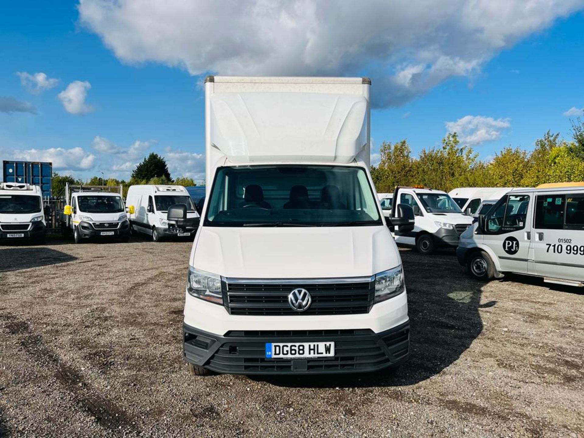 ** ON SALE ** Volkswagen Crafter 35 FWD 2.0 TDI 140 LWB Luton Box 2018(68 Reg)- ULEZ Compliant - Image 2 of 24