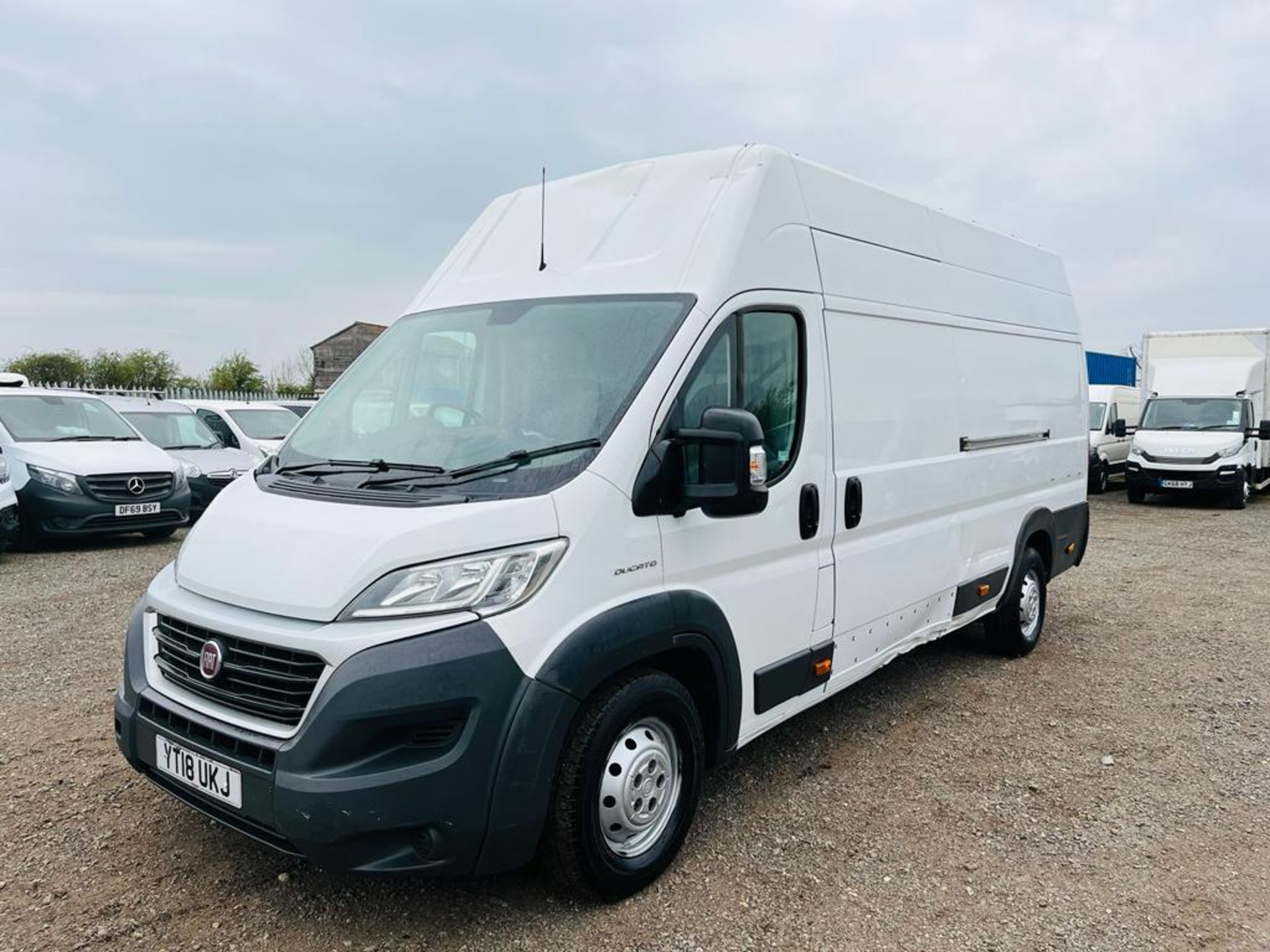 **ON SALE** Fiat Ducato Maxi Multijet 2.3 LWB L4 H3 XL X-H/R 2018 '18 Reg' -- A/C - ULEZ Compliant - Image 11 of 24