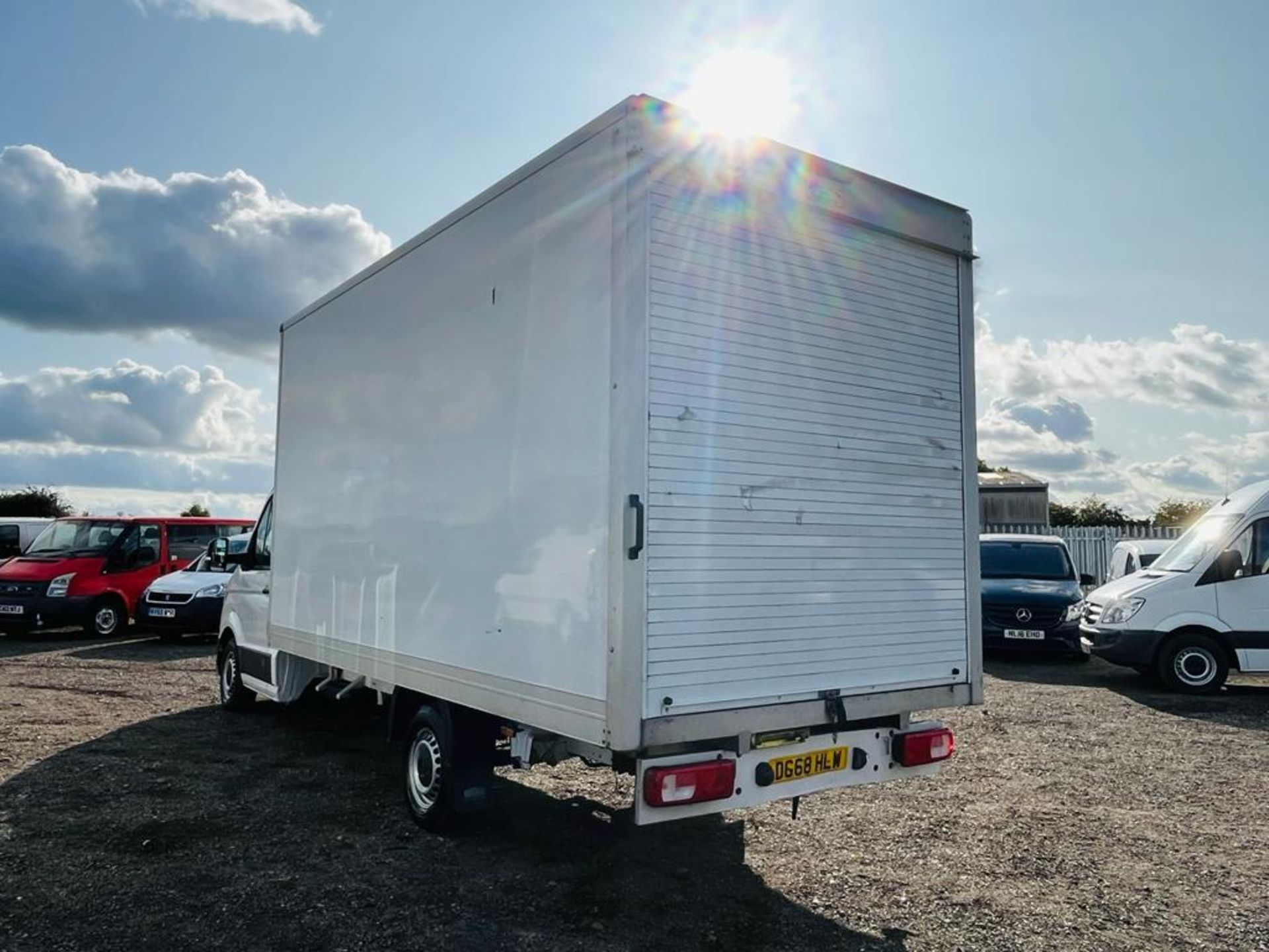 ** ON SALE ** Volkswagen Crafter 35 FWD 2.0 TDI 140 LWB Luton Box 2018(68 Reg)- ULEZ Compliant - Image 10 of 24