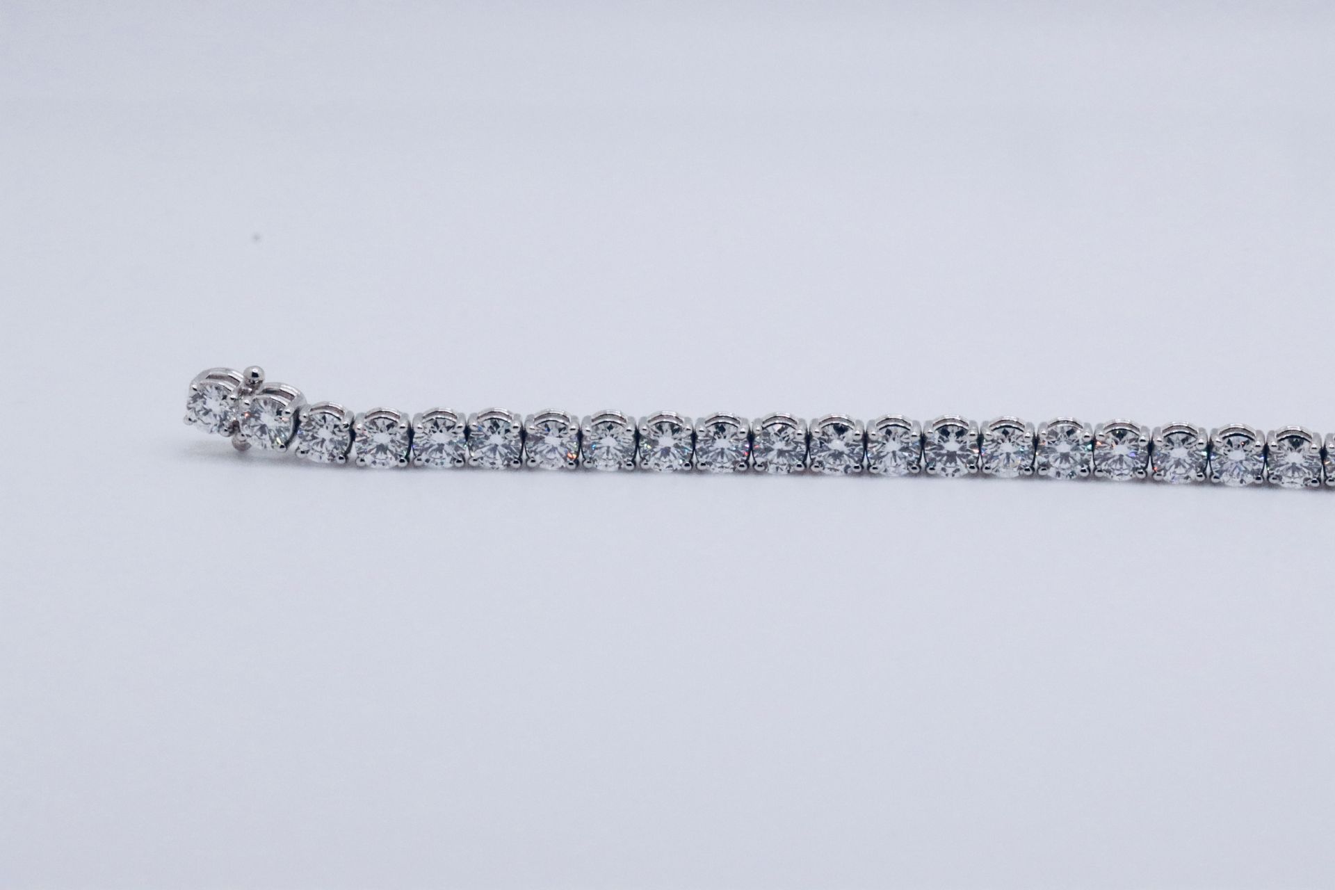 Round Brilliant Cut 14 Carat Diamond Tennis Bracelet D Colour VVS Clarity - 18Kt White Gold - IGI - Bild 15 aus 36