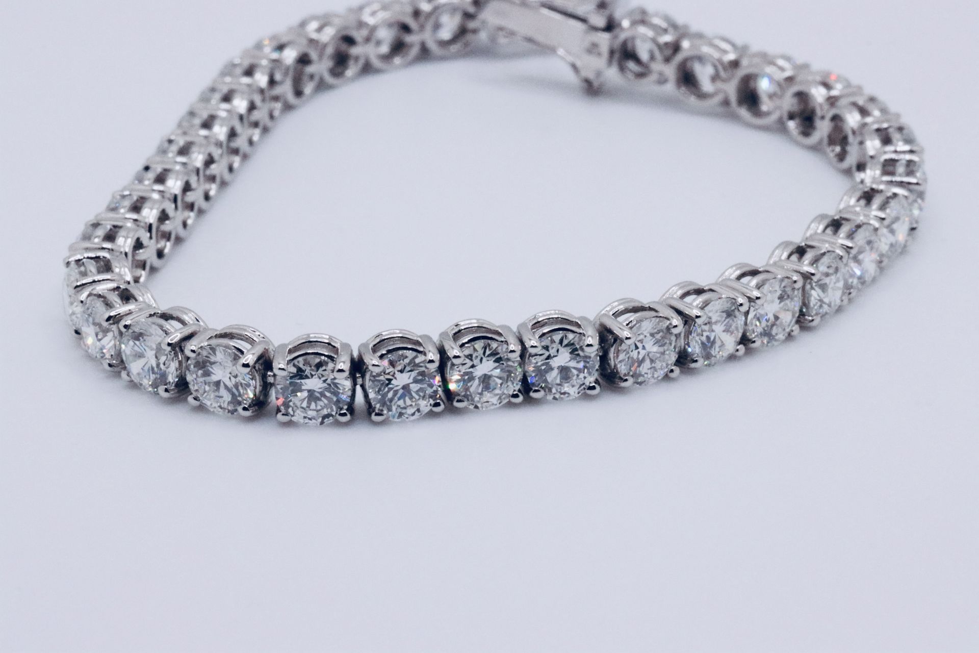 Round Brilliant Cut 14 Carat Diamond Tennis Bracelet D Colour VVS Clarity - 18Kt White Gold - IGI - Bild 7 aus 36