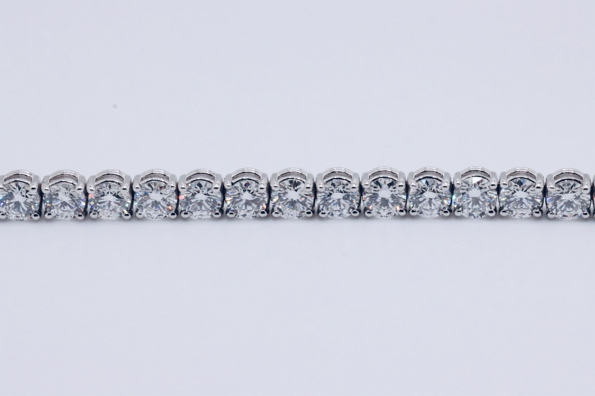 Round Brilliant Cut 14 Carat Diamond Tennis Bracelet D Colour VVS Clarity - 18Kt White Gold - IGI - Bild 10 aus 36