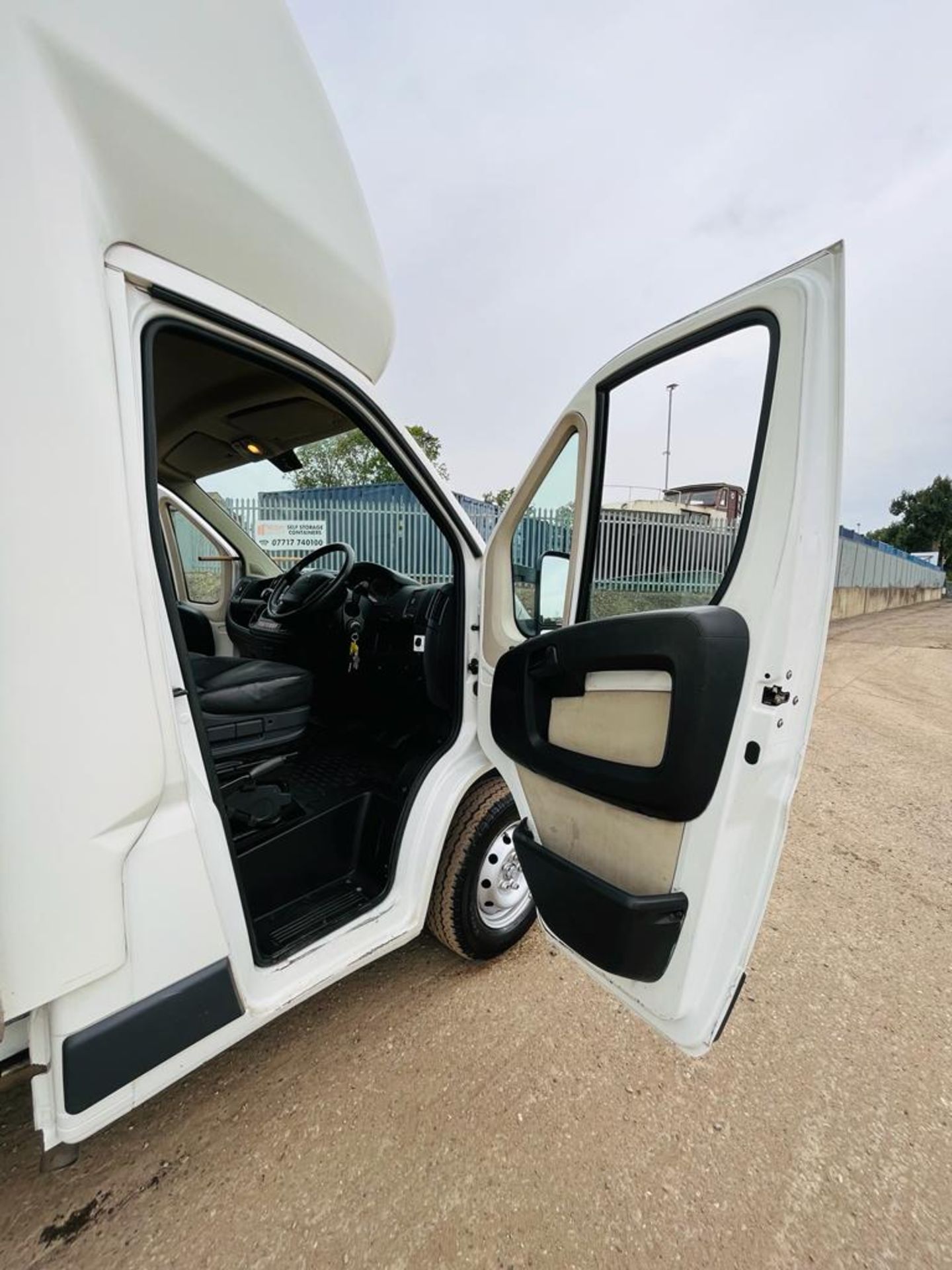 ** ON SALE ** Peugeot Boxer 335 2.0 BLUEHDI 130 L3 PLUS Luton 2017 '17 Reg' - SatNav ULEZ Compliant - Image 13 of 24