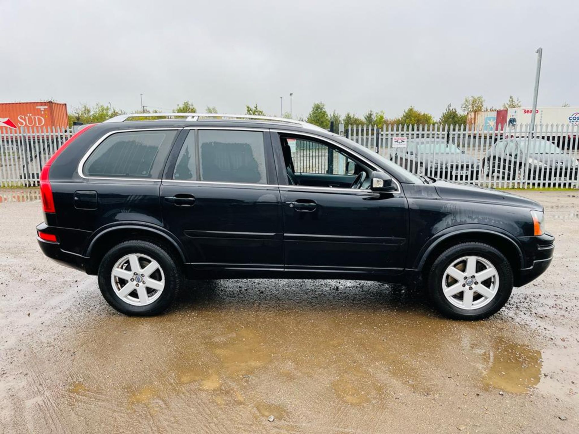 ** ON SALE ** Volvo XC90 2.4 D5 200 ES G/T Estate 2012 (61 Reg) - No Vat - A/C - Bluetooth Handsfree - Image 3 of 32