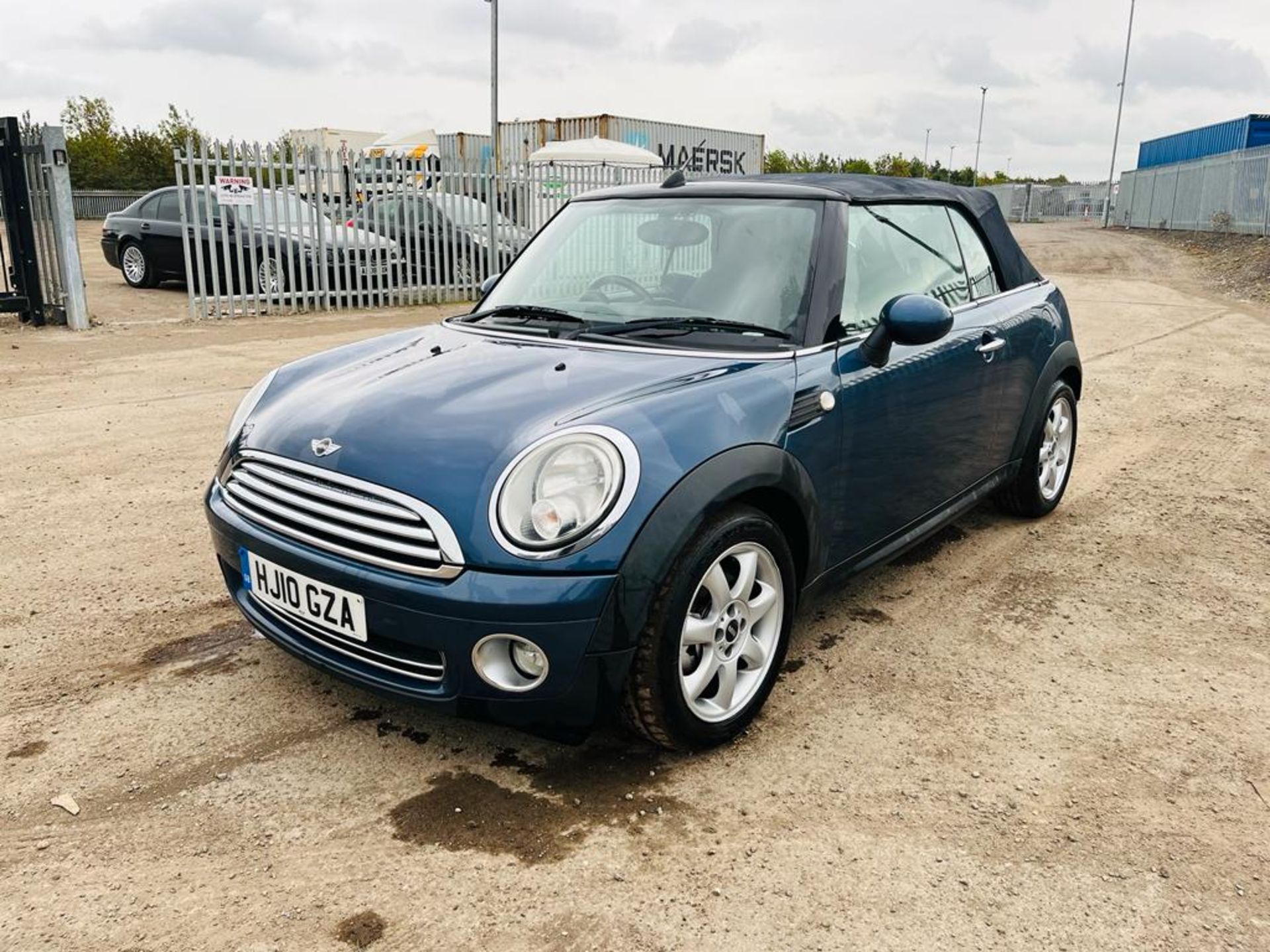 ** ON SALE ** Mini Cooper 1.6 Convertible 2010 '10 Reg' - No vat - A/C - Bluetooth Handsfree - Image 12 of 27