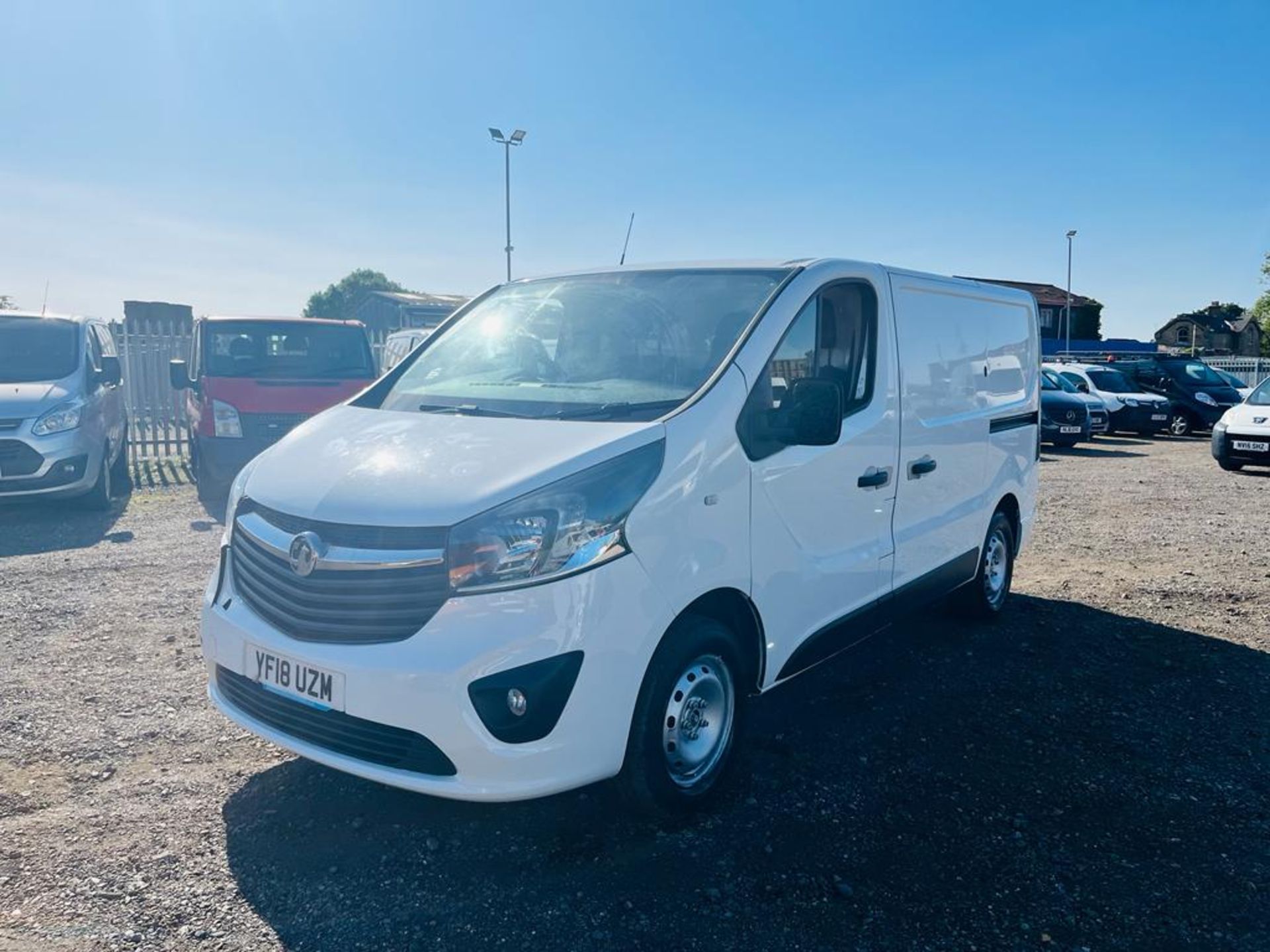 ** ON SALE ** Vauxhall Vivaro Sportive 1.6 CDTI 120 L1 H1 2018 '18 Reg' A/C - Panel van - Image 3 of 27