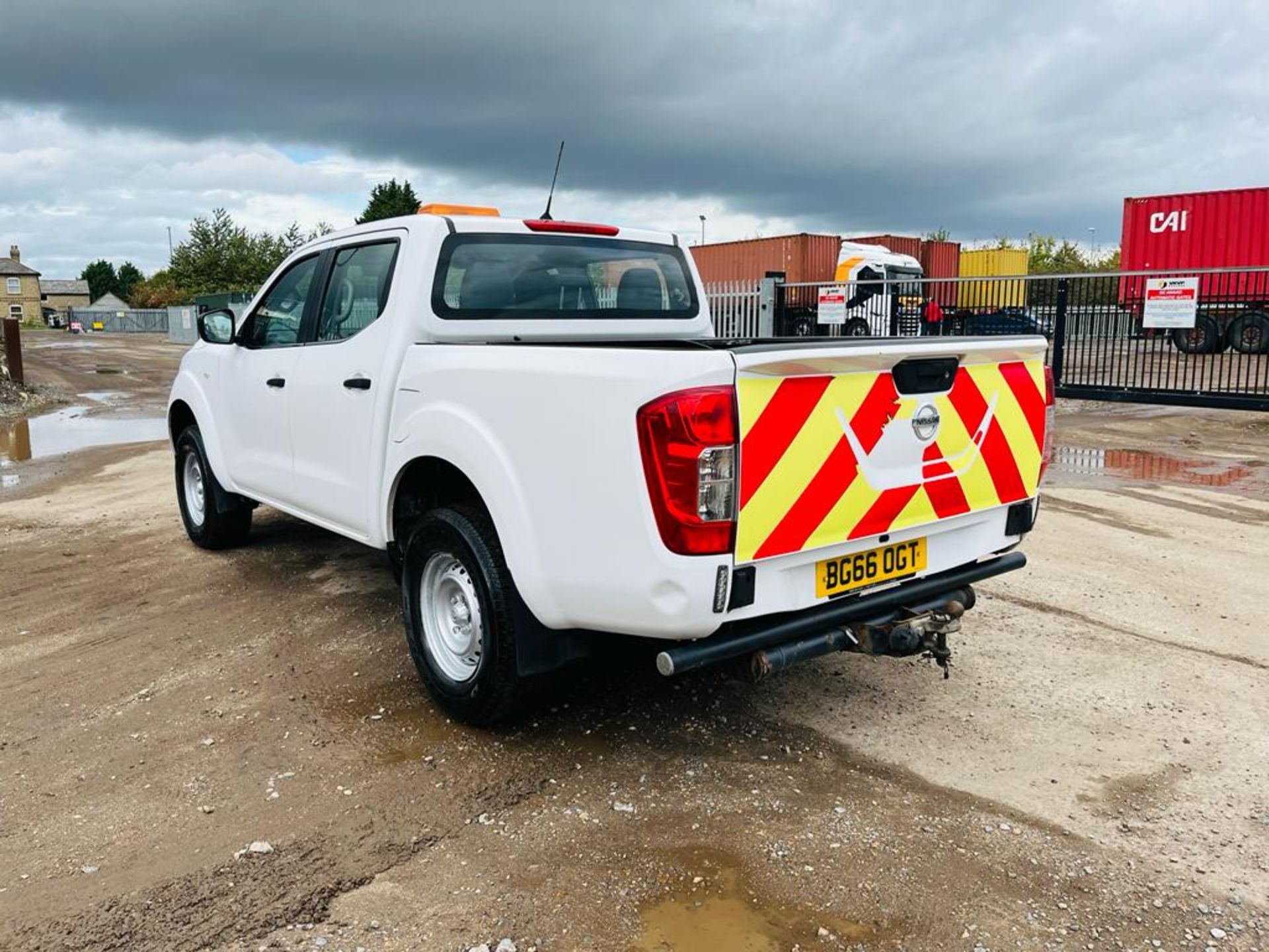 ** ON SALE ** Nissan NP300 Navara 2.3 DCI 160 4WD Visia 2016 '66 Reg' -A/C- ULEZ Compliant - Image 10 of 31