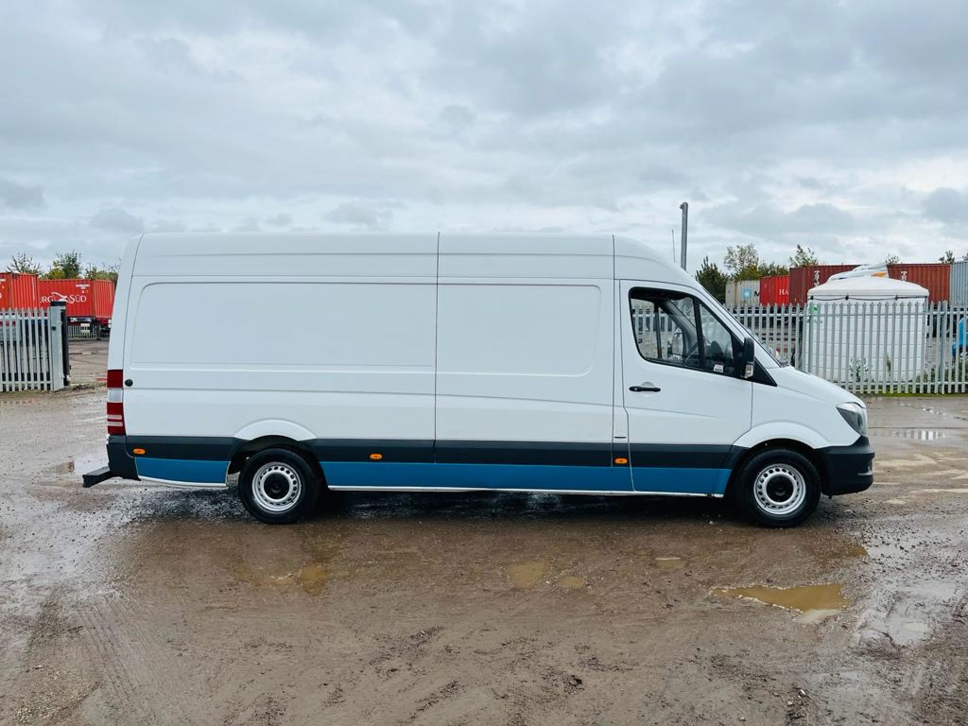 Mercedes-Benz Sprinter 313 2.1 CDI 3.5T LWB H/R 2014 '64 Reg' - Parking Sensors - Bluetooth Media - Image 14 of 27