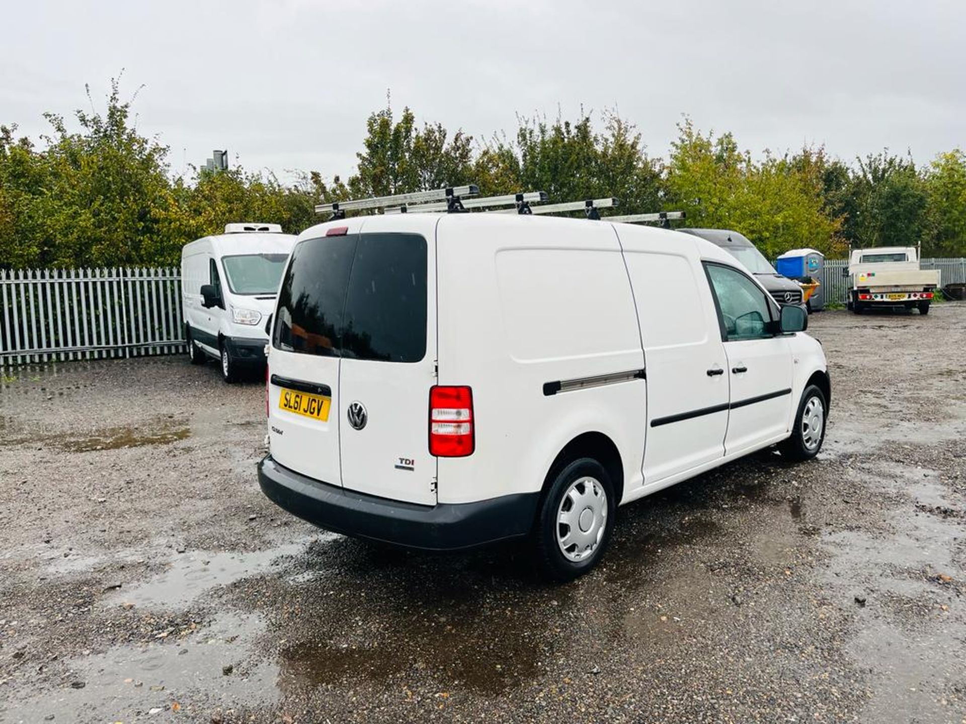 ** ON SALE ** Volkswagen Caddy Maxi C20 BlueMotion 1.6 TDI LWB H1 - 2011 '61 Reg' - No Vat - Image 13 of 28