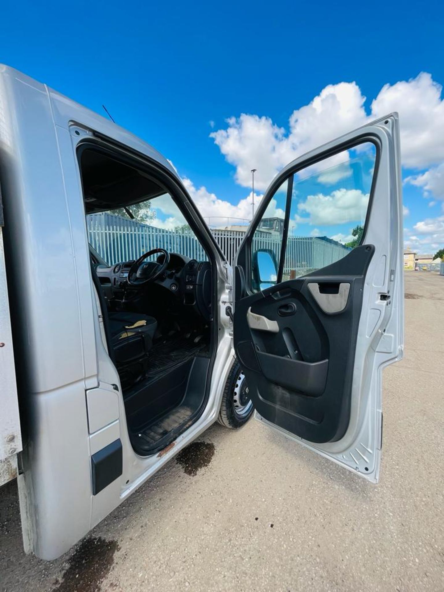 ** ON SALE ** Vauxhall Movano F3500 2.3 CDTI L2 Dropside 2016 '16 Reg' Bluetooth Pack - Image 4 of 21