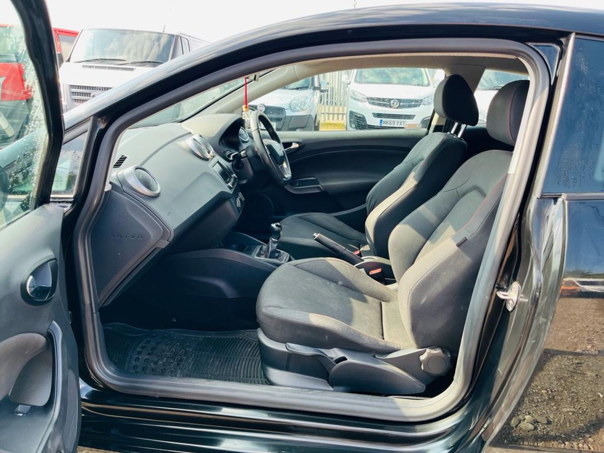 Seat Ibiza FR Technology TSI 1.2 2016 "65 Reg" - A/C - CarPlay - Navigation - Only 77,183 Miles - Image 18 of 24