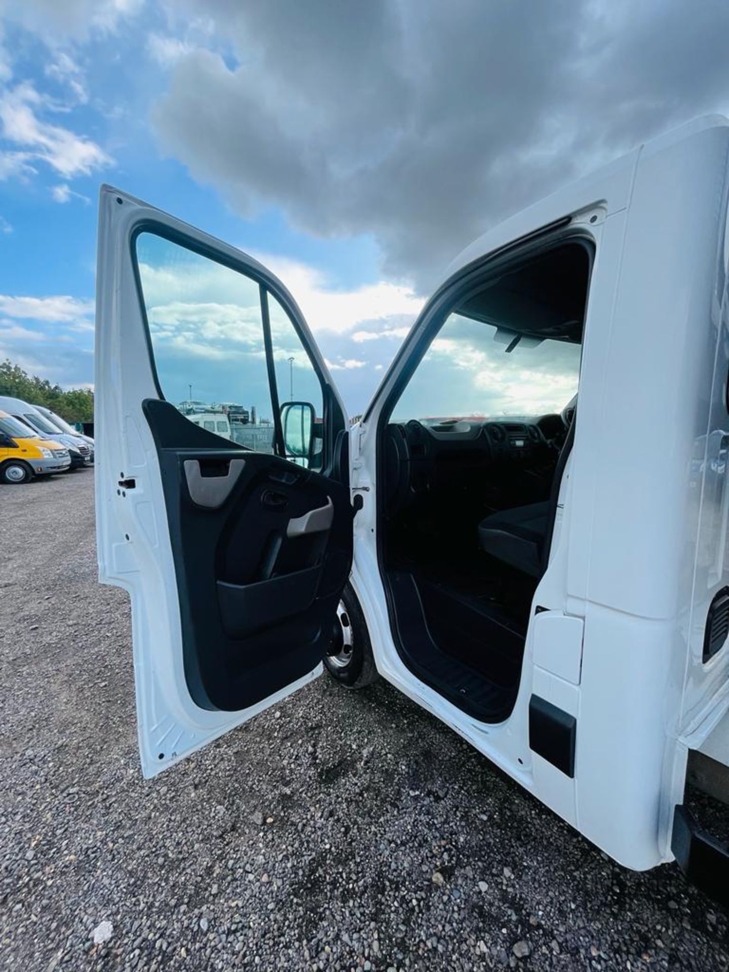 ** ON SALE ** Vauxhall Movano 2.3 CDTI RWD TRW R3500 2015 '15 Reg' Tipper - Only 110,779 Miles - Image 15 of 29
