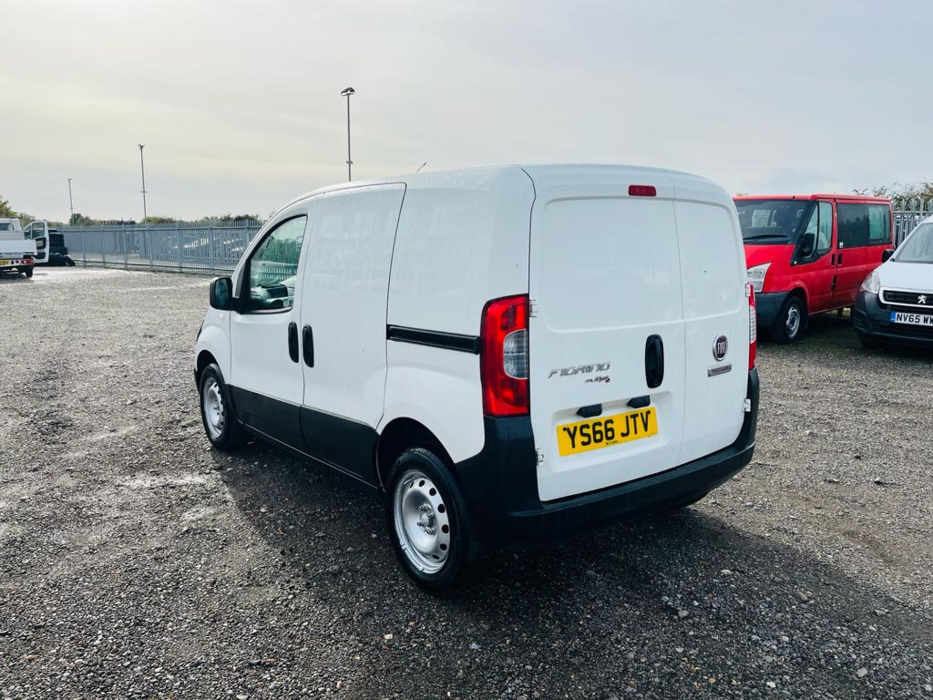 ** ON SALE ** Fiat Fiorino Combi 1.3 Multijet 80 Active CrewCab 2016 (66 Reg)- Bluetooth - Image 9 of 32