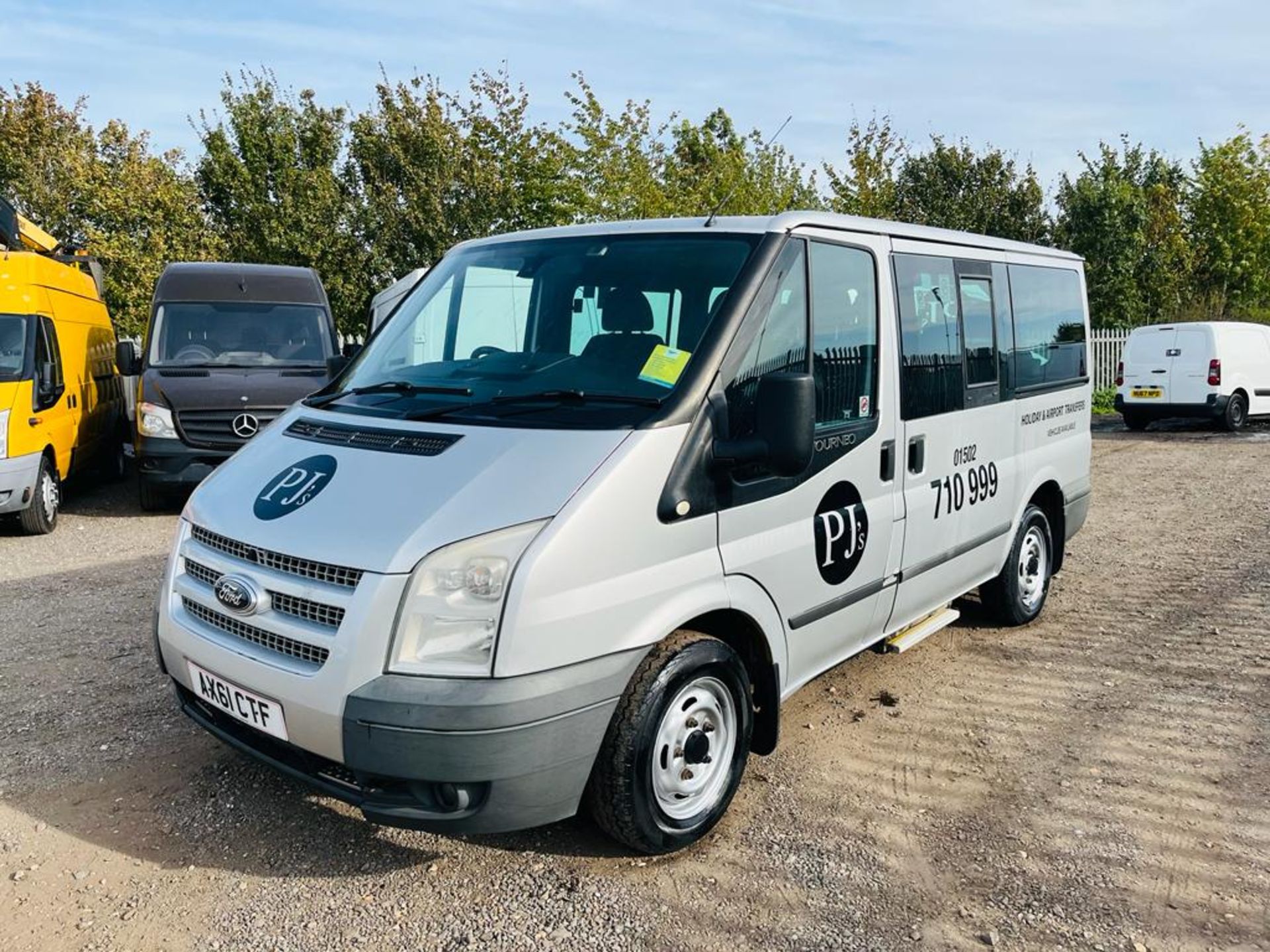 ** ON SALE ** Ford Transit Minibus TDCI 125 2012 (61 Reg) - 9 Seater - 6 Speed Manual - No Vat - Image 15 of 29