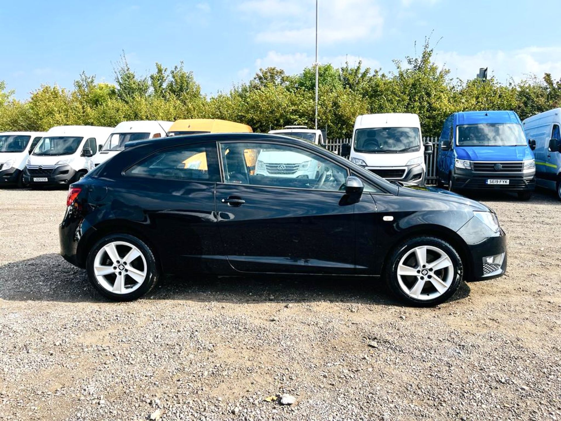 Seat Ibiza FR Technology TSI 1.2 2016 "65 Reg" - A/C - CarPlay - Navigation - Only 77,183 Miles - Image 4 of 24