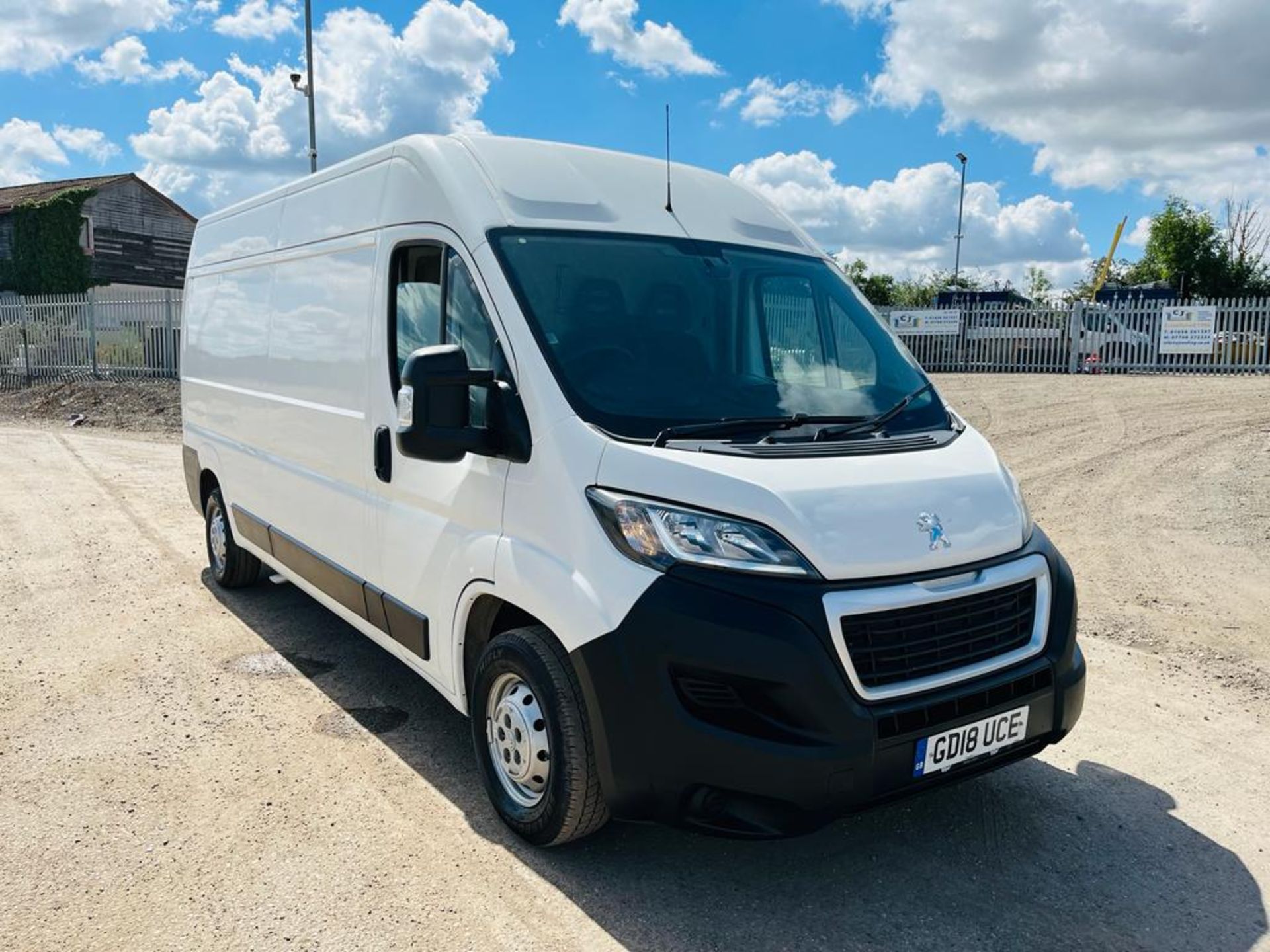 Peugeot Boxer 2.0 BlueHDI L3 H2 Professional 2018 '18 Reg' Sat Nav - A/C - ULEZ Compliant