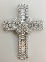 Round Brilliant Cut & baguette Cut Natural Diamond 18kt White gold Cross Pendant VVS- F-G 2.10 Carat